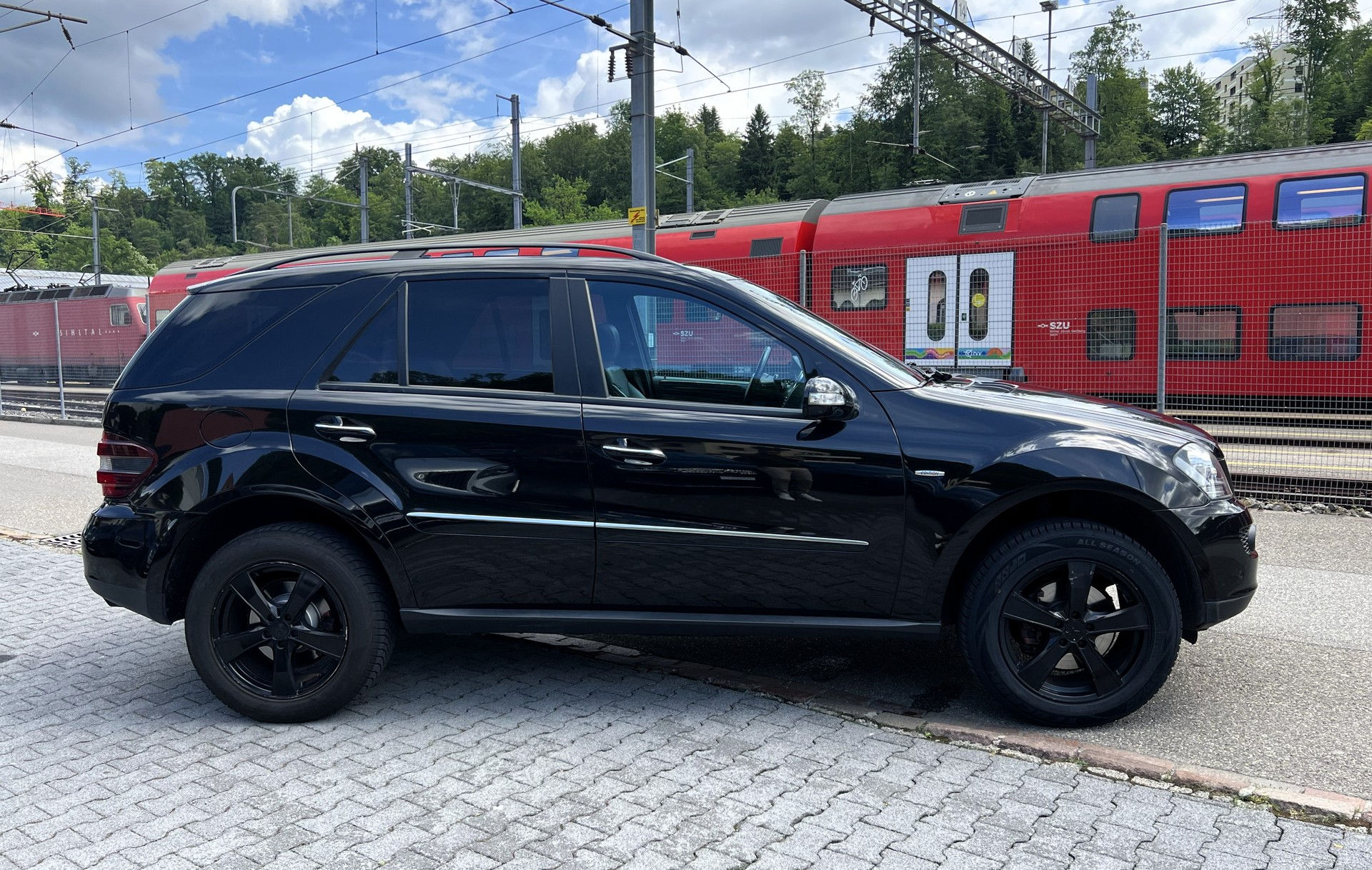 MERCEDES-BENZ ML 320 CDI 4Matic Edition7G-Tronic-image-4