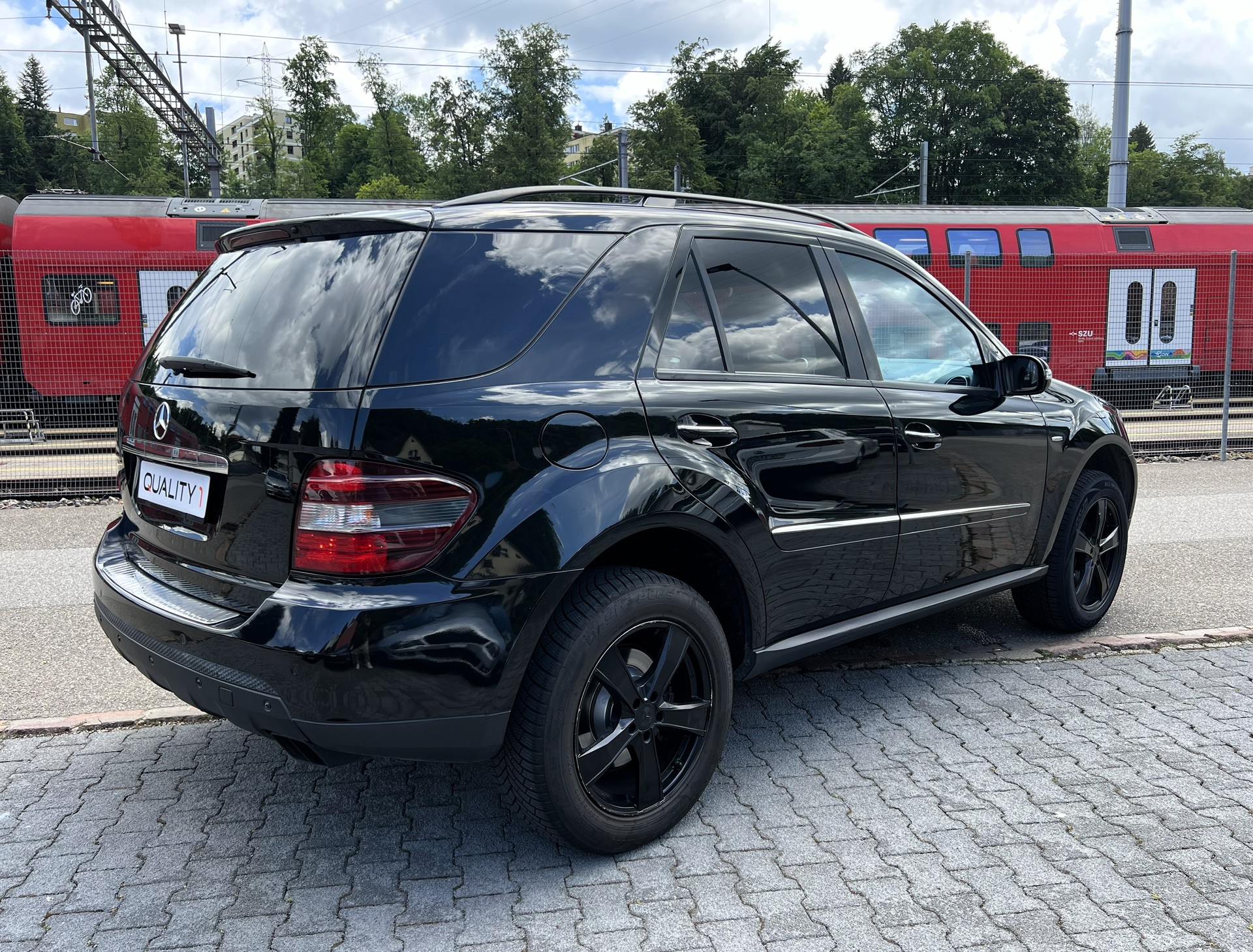 MERCEDES-BENZ ML 320 CDI 4Matic Edition7G-Tronic-image-2