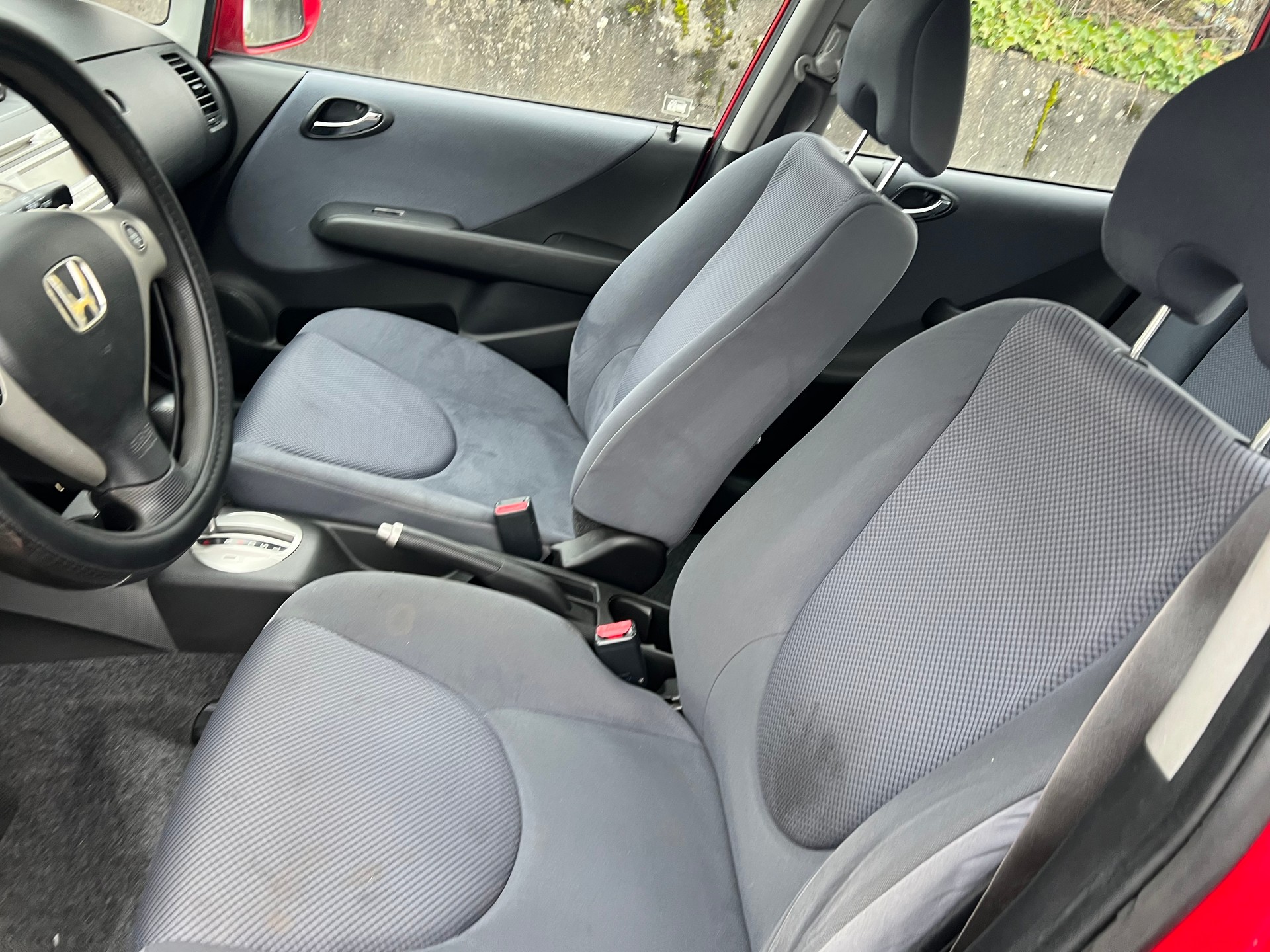HONDA Jazz 1.4i LS Formula 1 CVT-image-8
