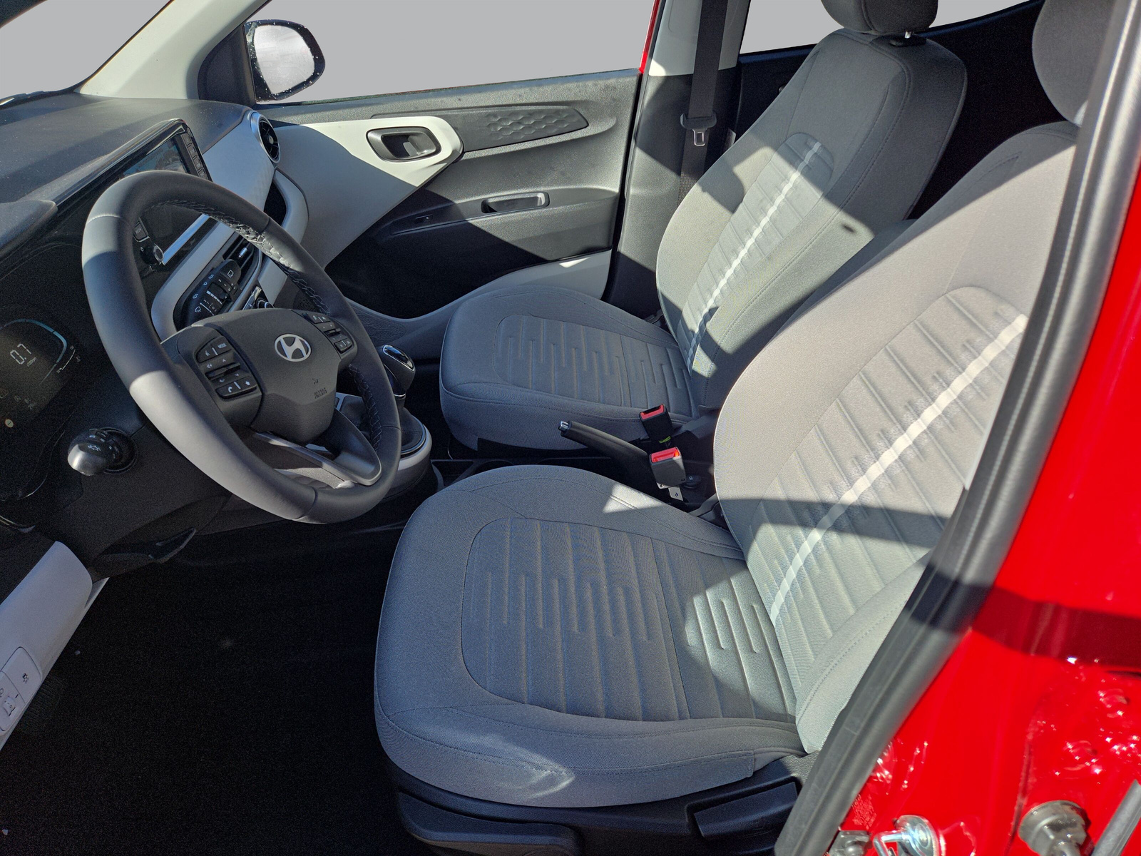 HYUNDAI i10 1.2 Vertex Aut.-image-4
