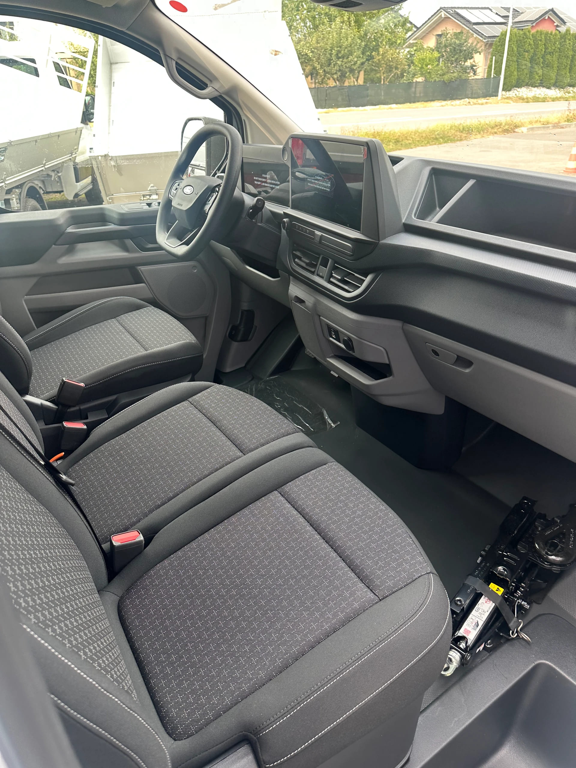 FORD Transit Custom Van 280 L1 2.0 EcoBl Trend/136CV/Aut.-image-10