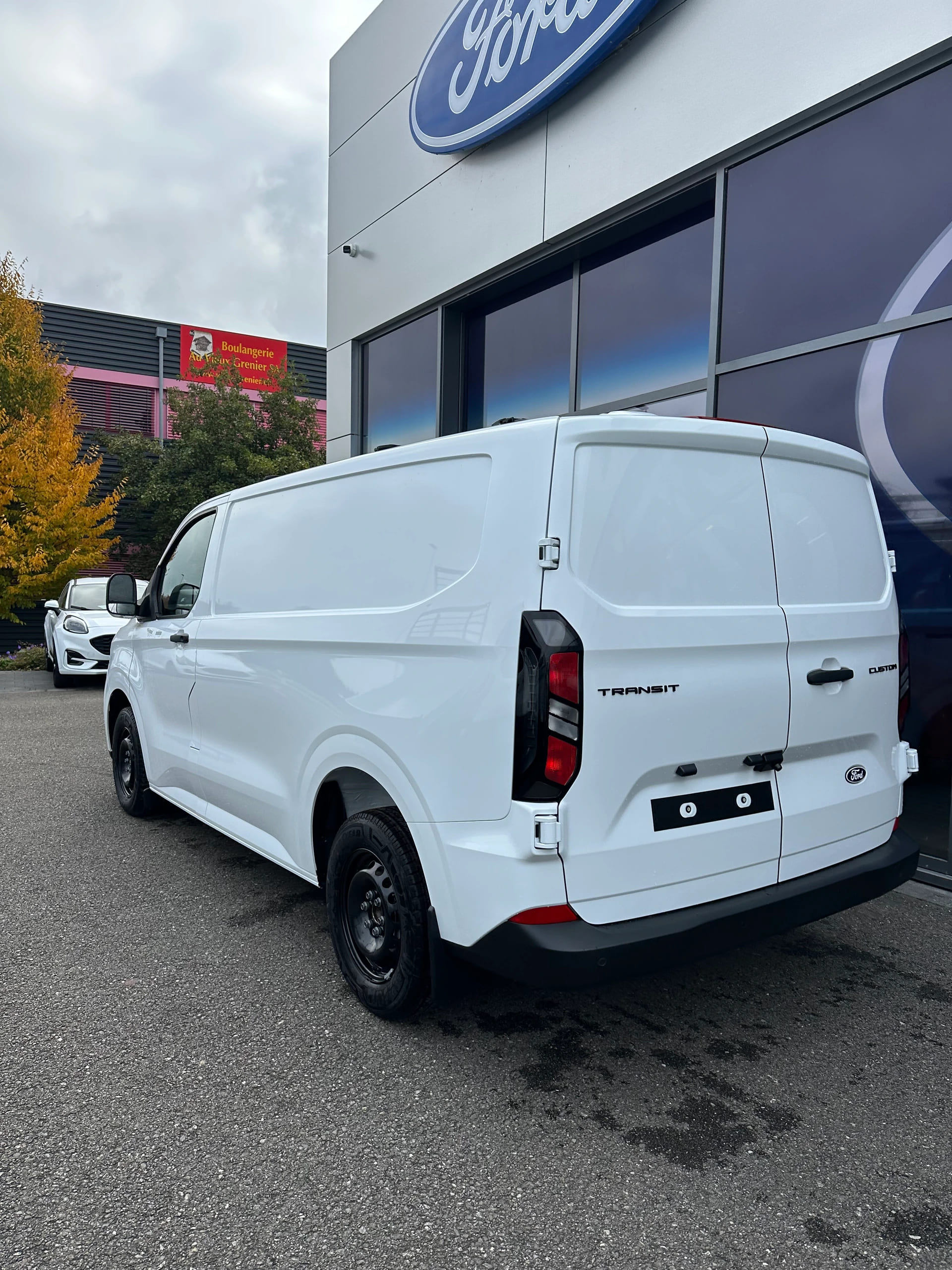 FORD Transit Custom Van 280 L1 2.0 EcoBl Trend/136CV/Aut.-image-3