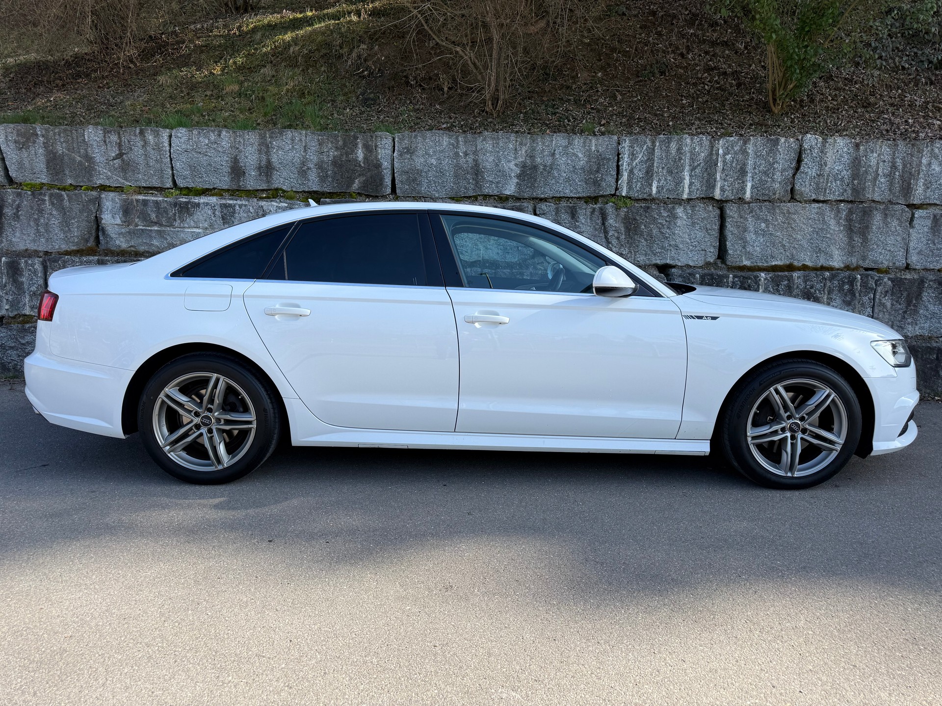 AUDI A6 Limousine 1.8 TFSI S-tronic-image-8