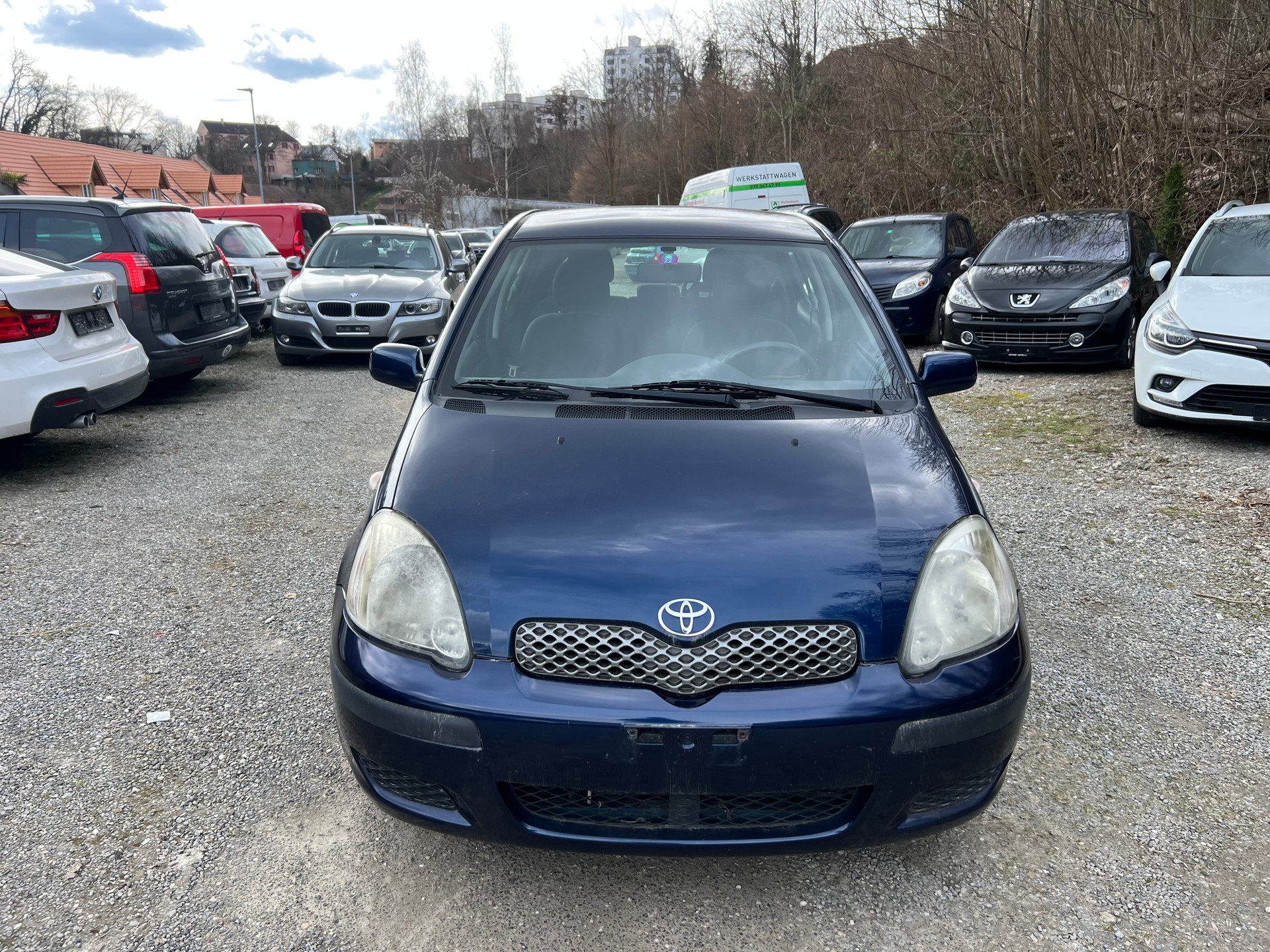 TOYOTA Yaris 1.3 Linea Sol-image-1