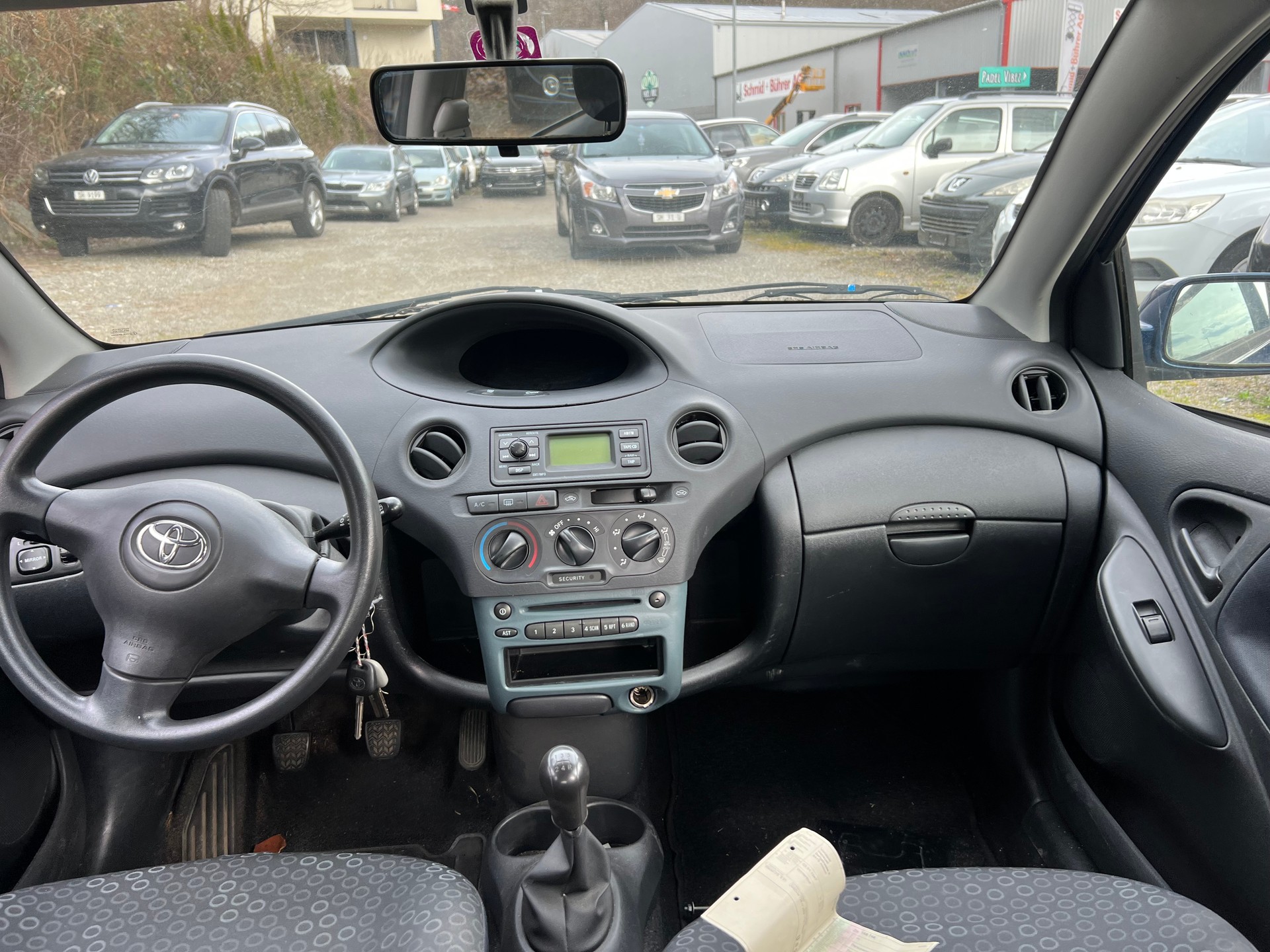 TOYOTA Yaris 1.3 Linea Sol-image-8