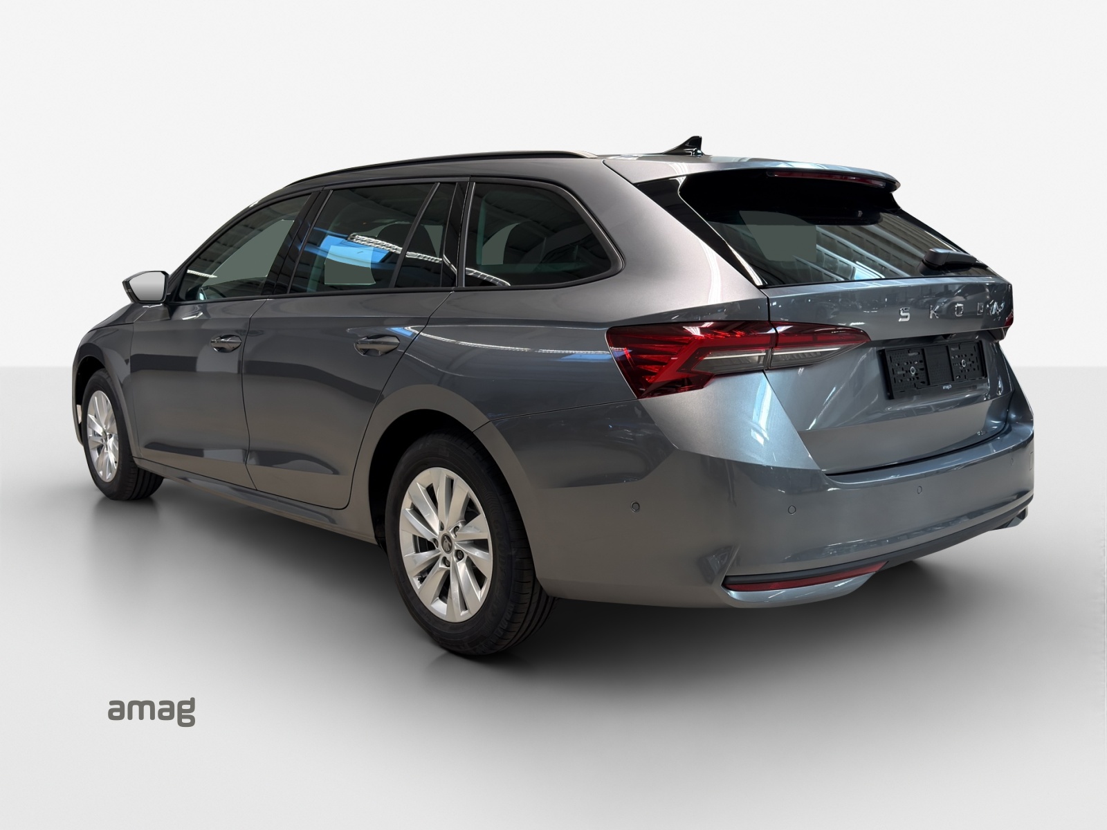 SKODA Octavia Combi 1.5 TSI mHEV DSG Selection-image-2