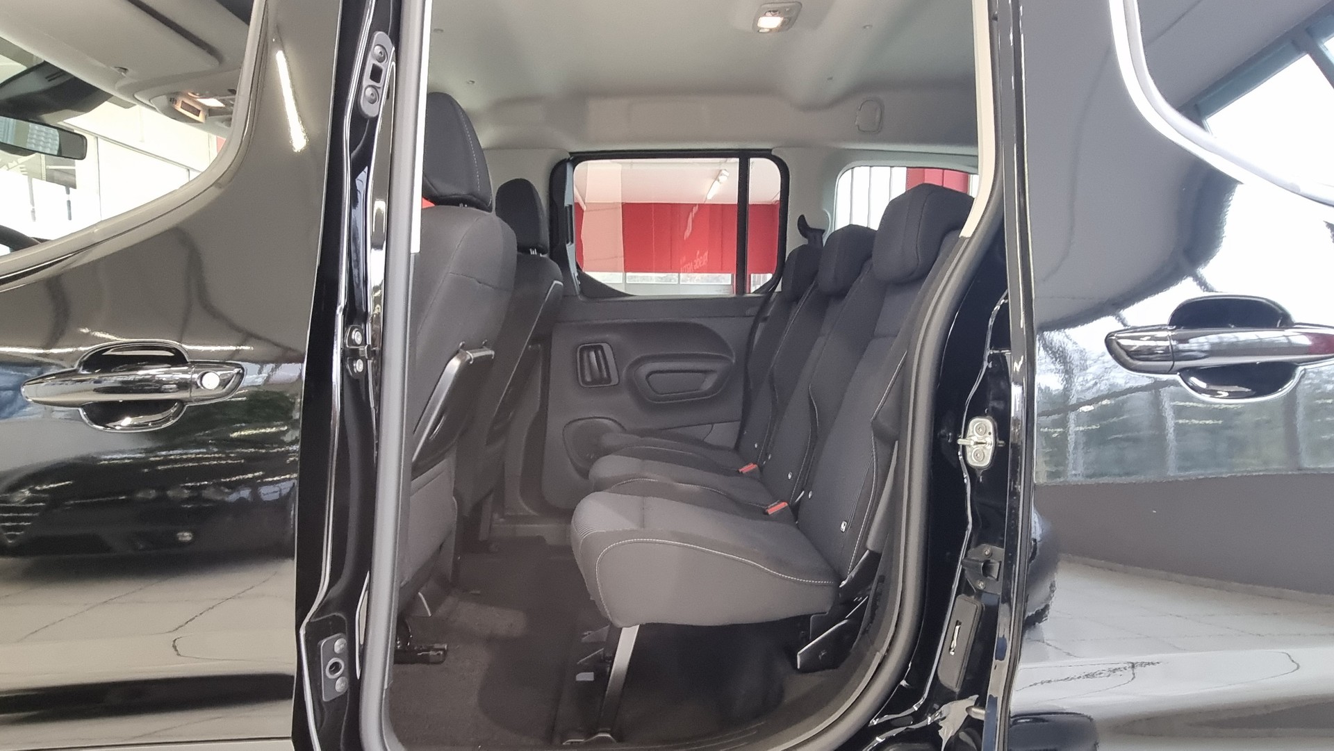 FIAT Doblo L2 1.5 BlueHDi Automat - 7 Plätze-image-20