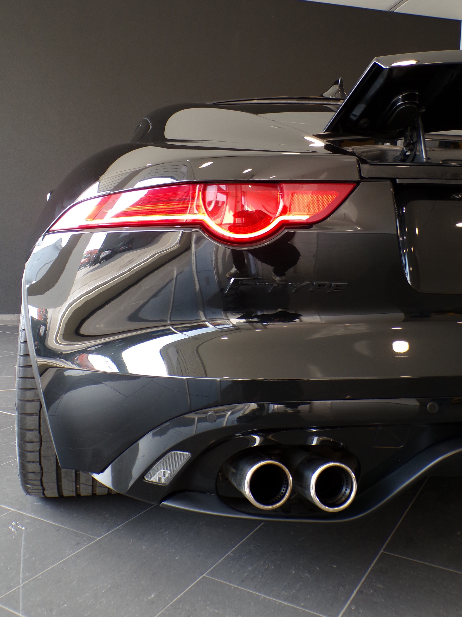 JAGUAR F-Type Coupé R 5.0 V8 S/C-image-5
