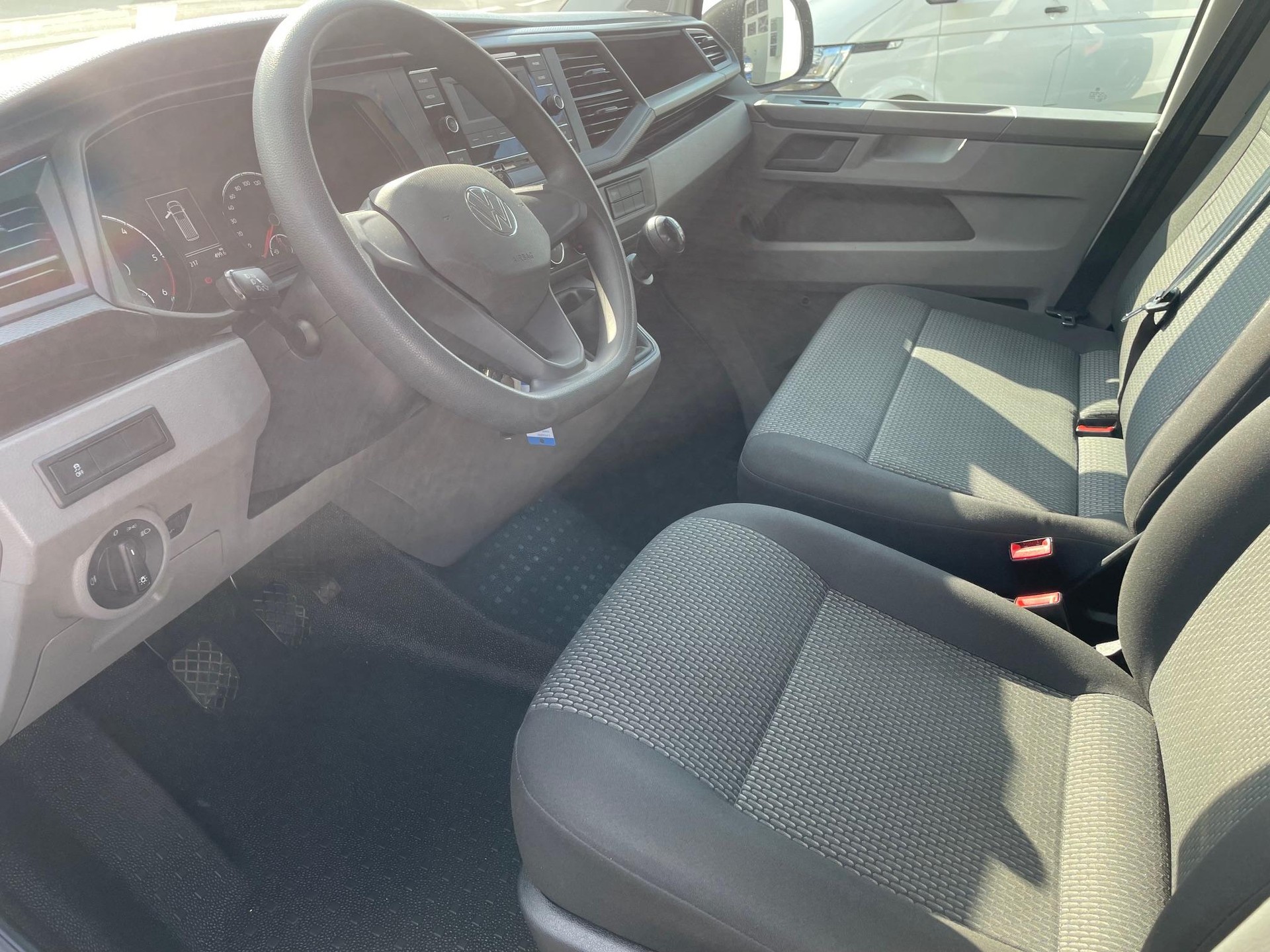 VW T6.1 Kaw. 3000 2.0 TDI 110-image-4