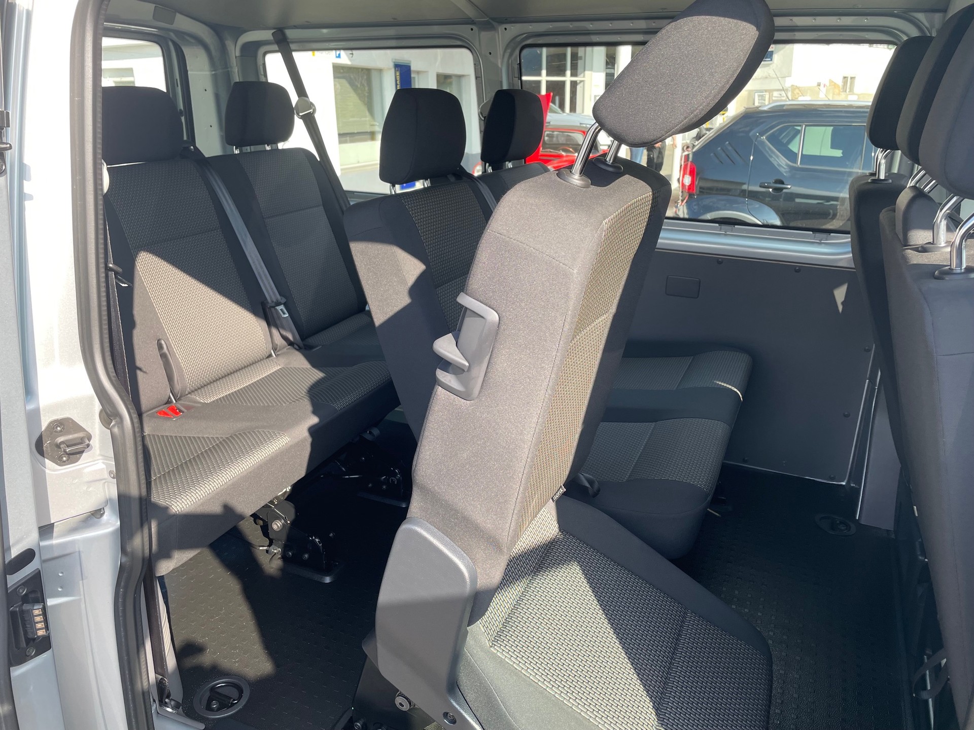 VW T6.1 Kaw. 3000 2.0 TDI 110-image-8
