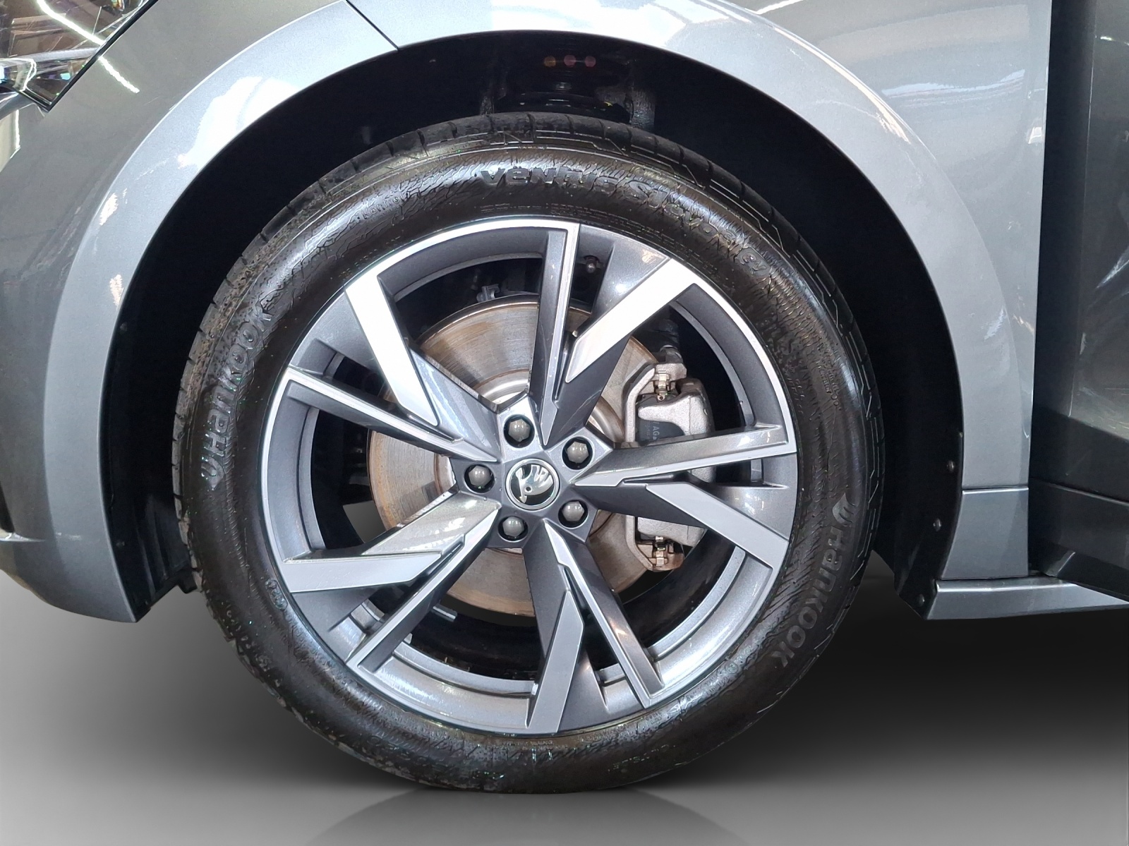 SKODA Enyaq 85 Sportline-image-15