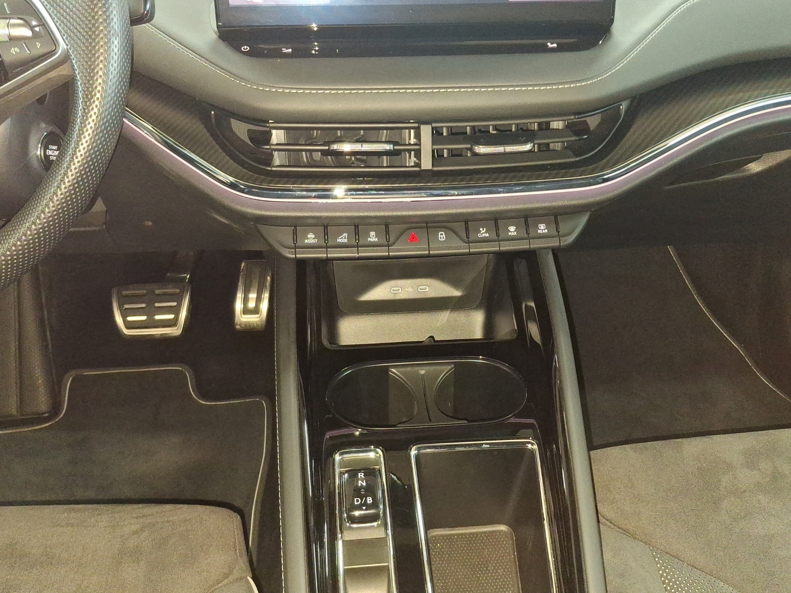 SKODA Enyaq 85 Sportline-image-10