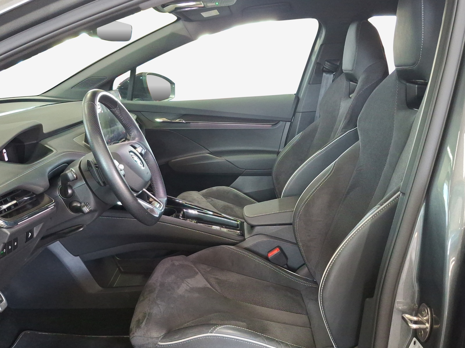 SKODA Enyaq 85 Sportline-image-8