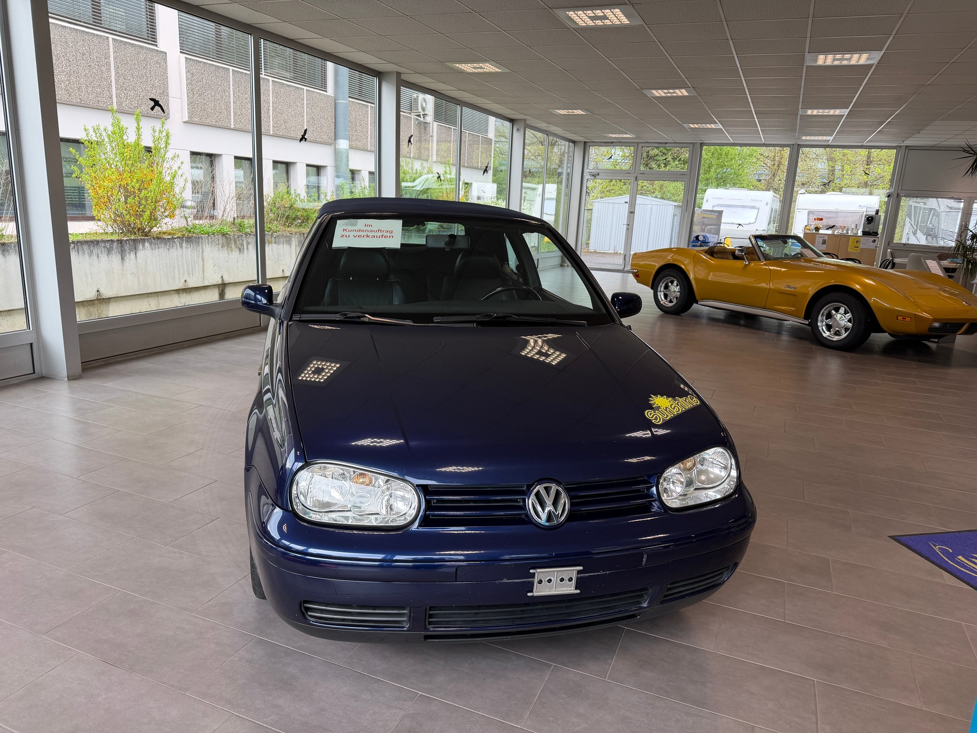 VW Golf Cabriolet 2000 Highline Sunshine-showroom-element-3