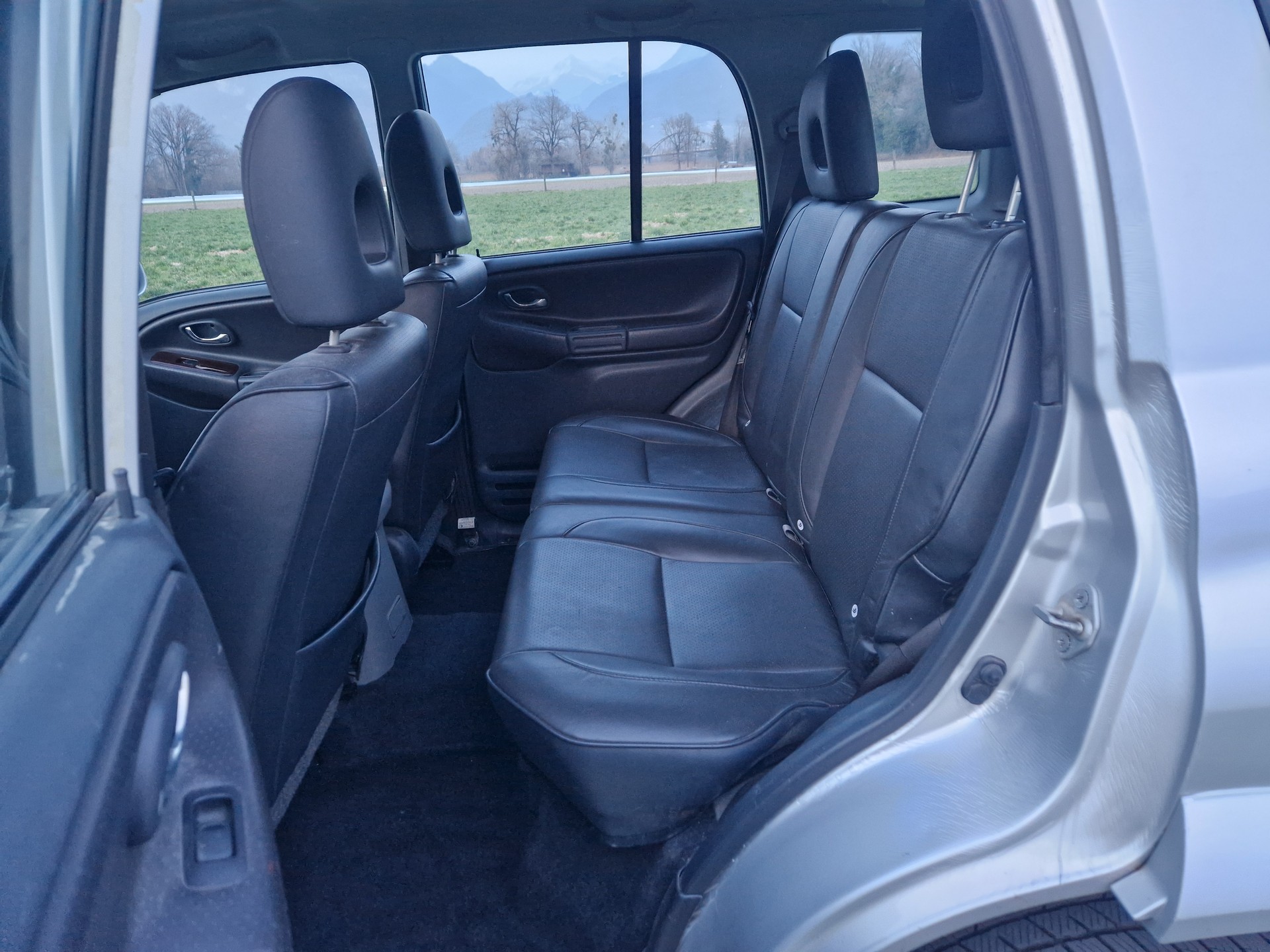 SUZUKI Grand Vitara 2.0 16V Freestyle-image-6