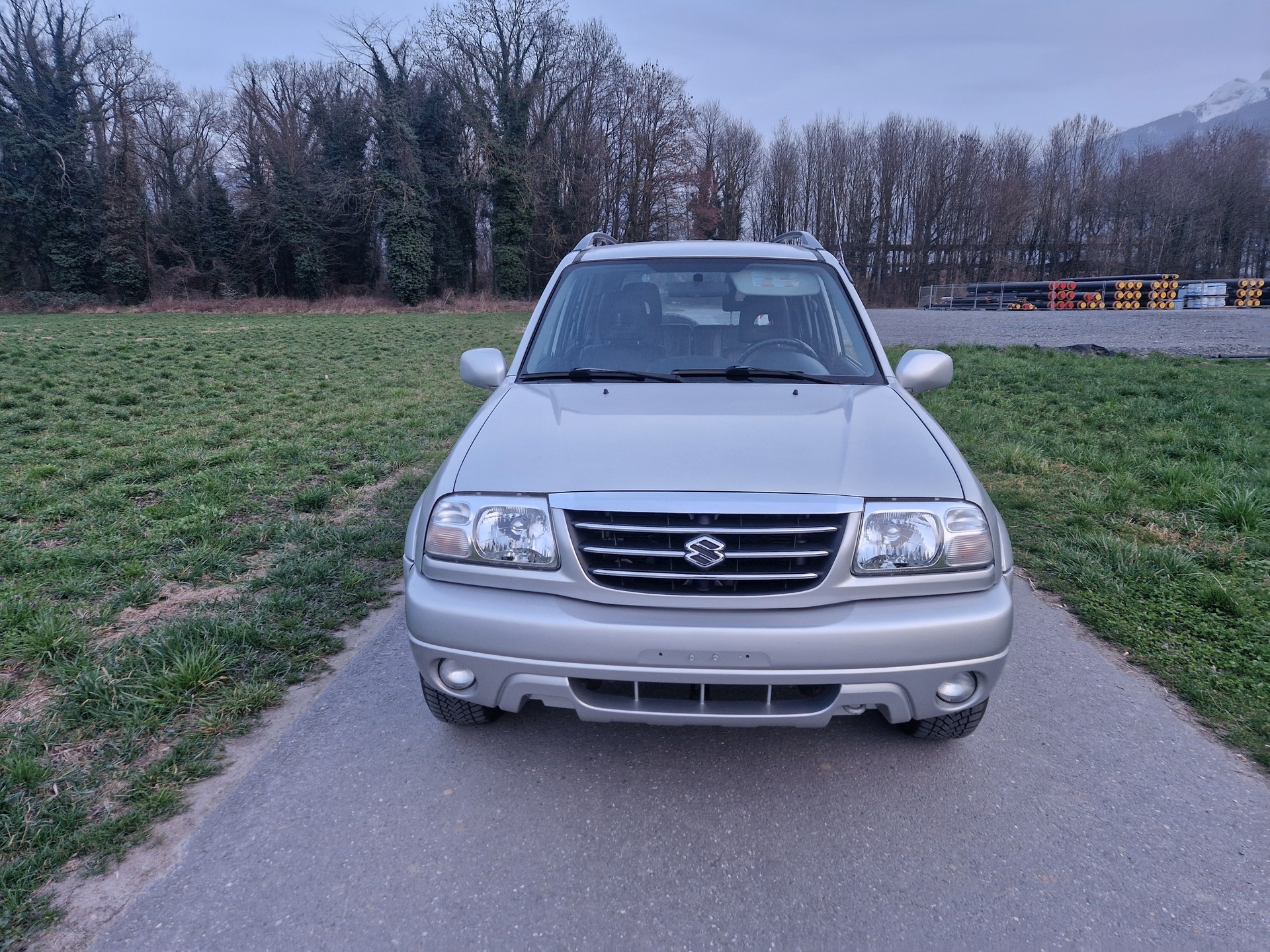 SUZUKI Grand Vitara 2.0 16V Freestyle-image-1