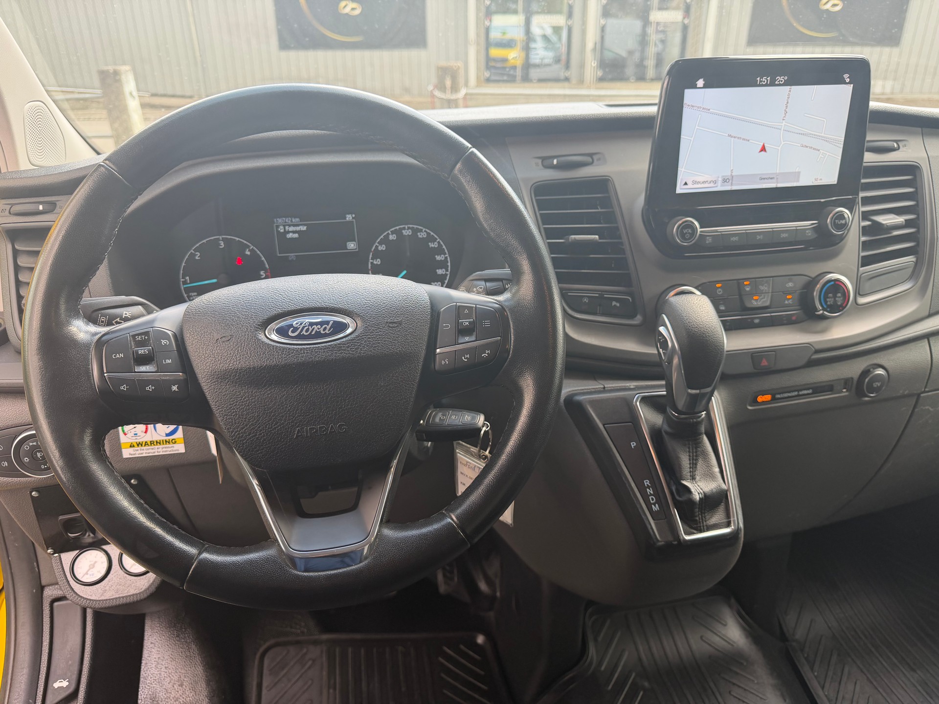 FORD Transit Custom Van 340 L2H1 Trend A * Gr. Navi * Klima * Tempomat * PDC V&H-RF-Kamera * Nutz. L. 1129Kg * Ab MFK-image-3