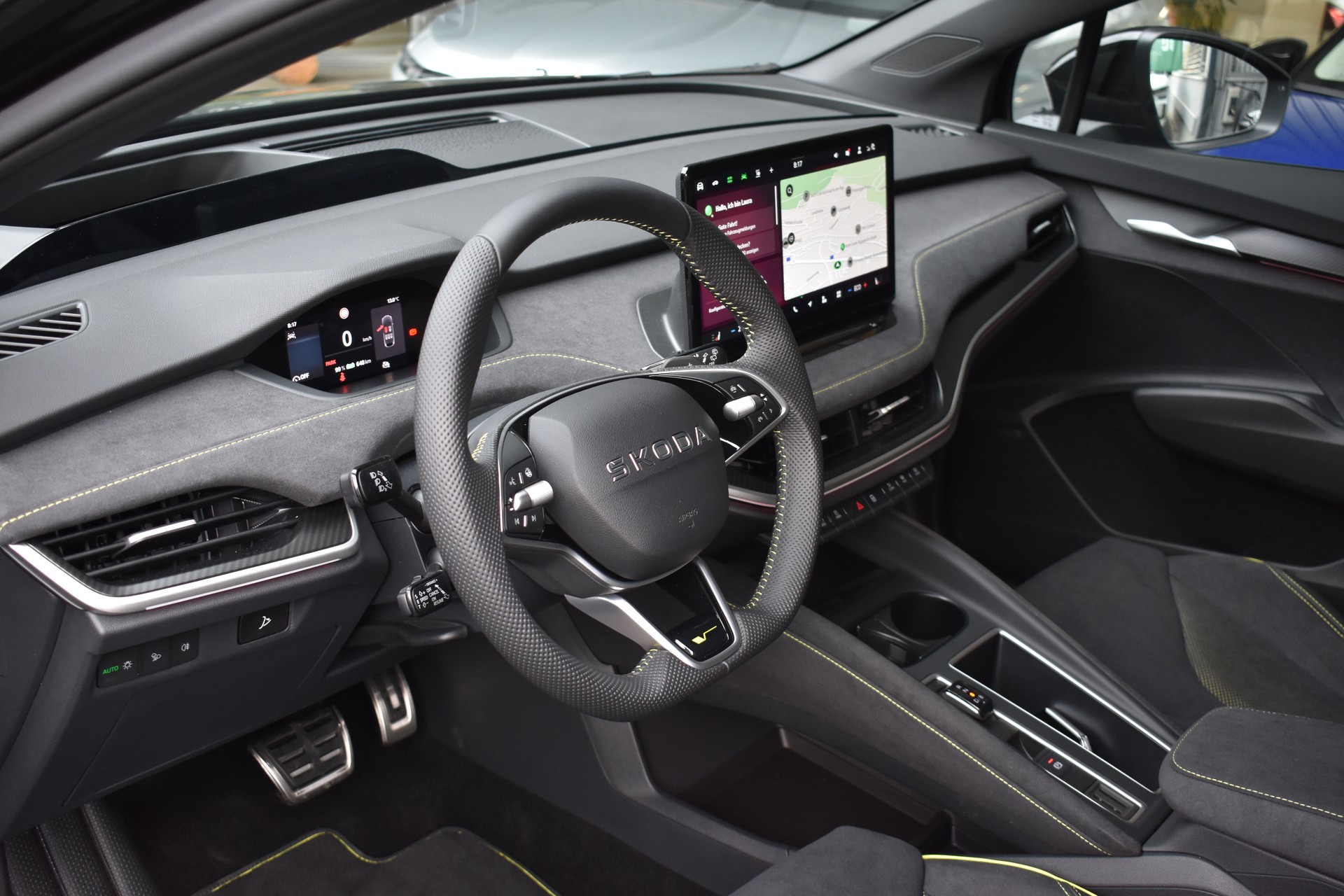 SKODA Elroq RS 4x4-image-4