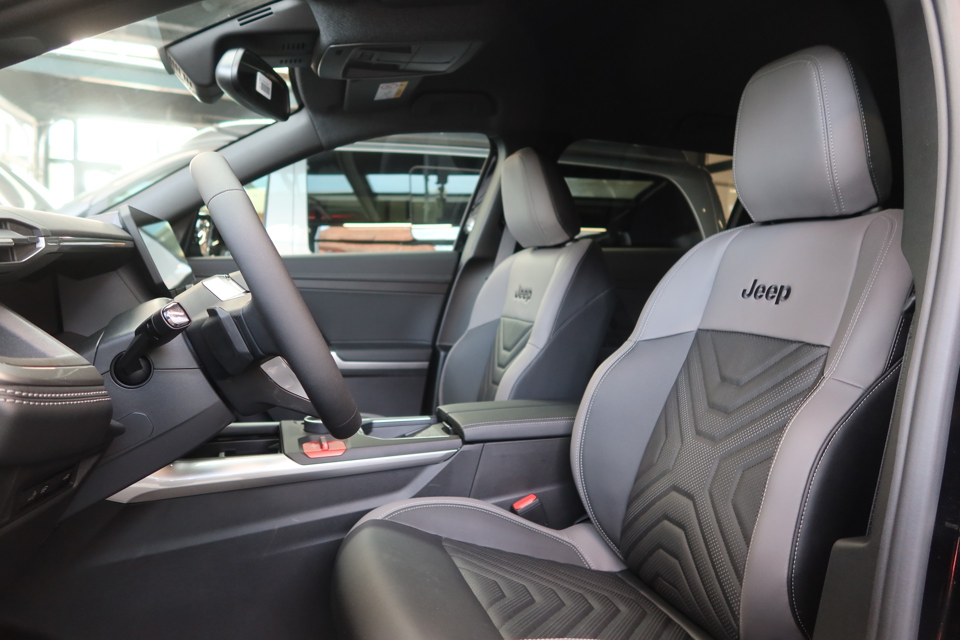 JEEP Compass Elektro 74kWh Fir-image-10