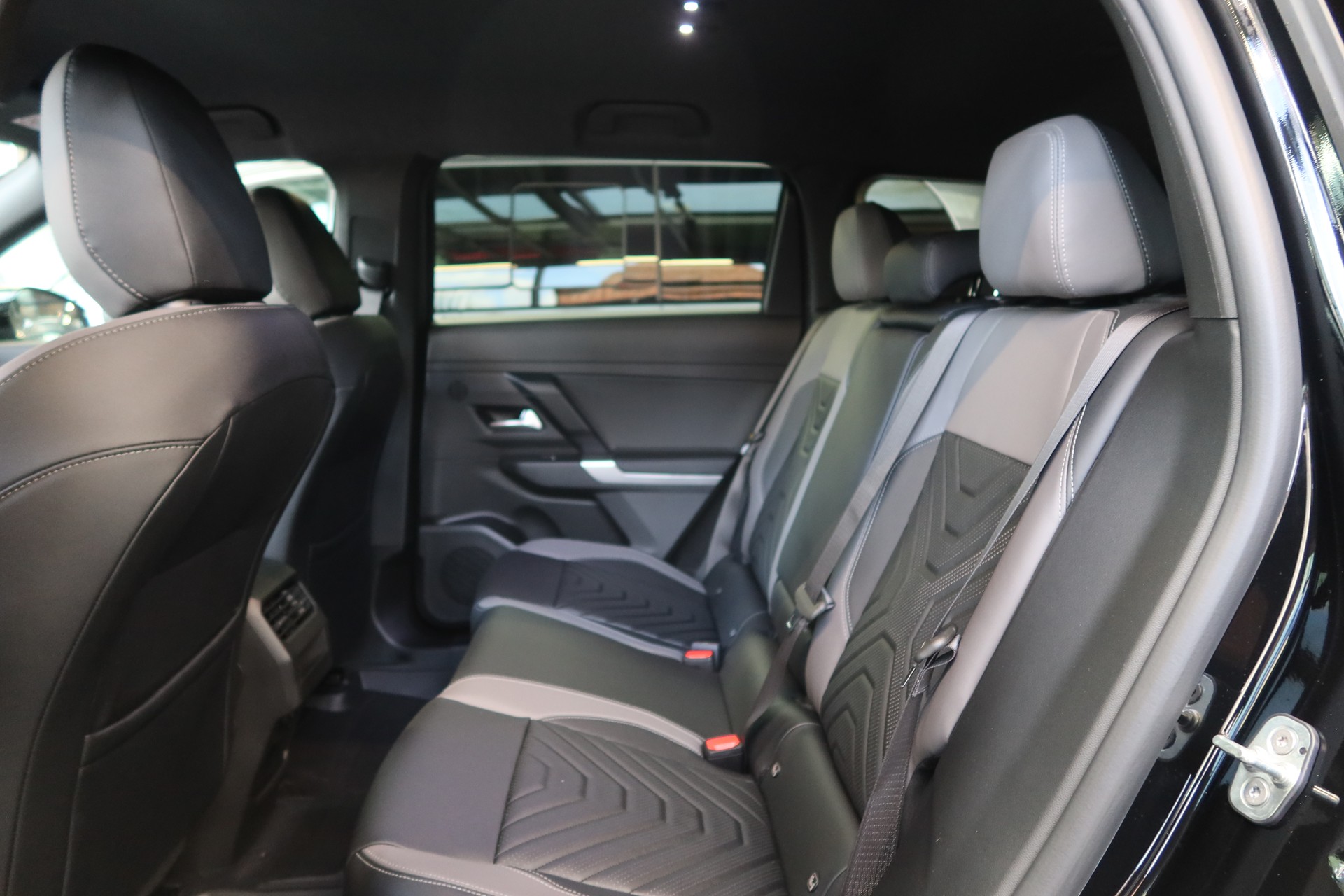 JEEP Compass Elektro 74kWh Fir-image-11