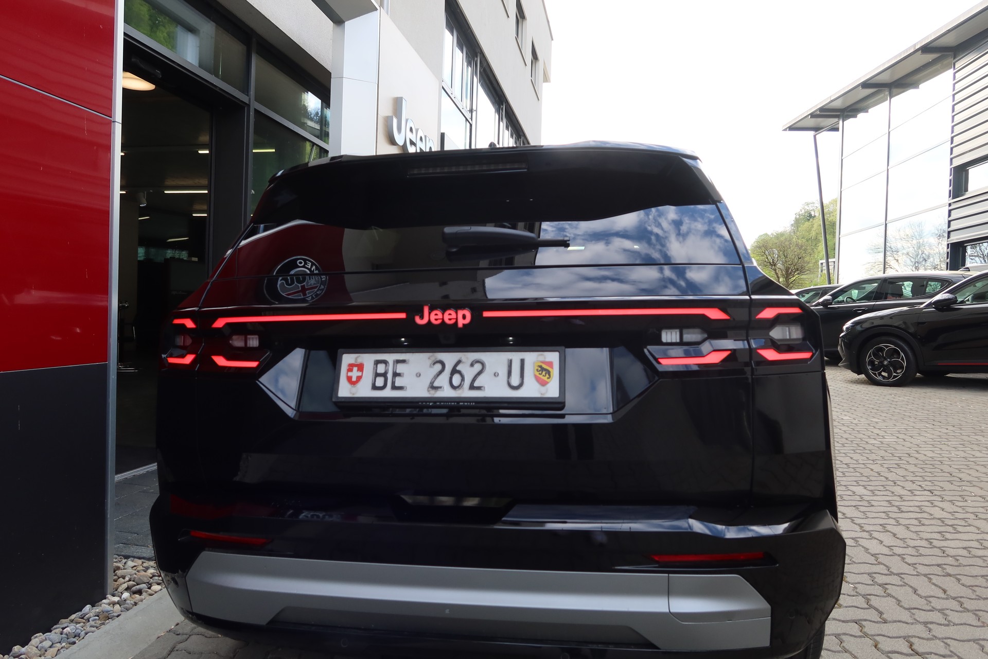 JEEP Compass Elektro 74kWh Fir-image-6
