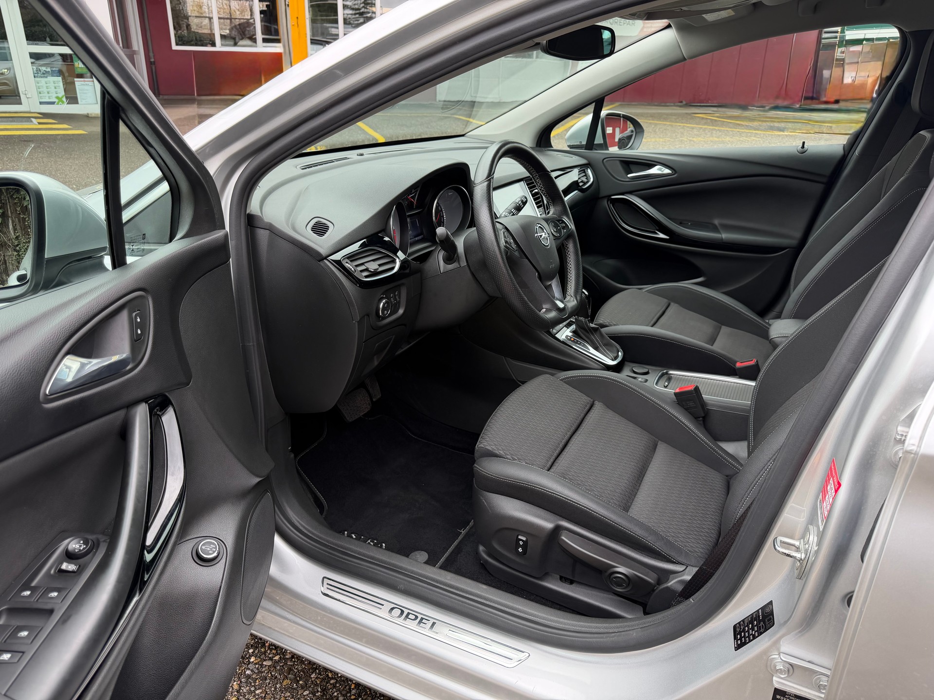 OPEL Astra Sports Tourer 1.4 T 150 eTEC Excellence S/S-image-11