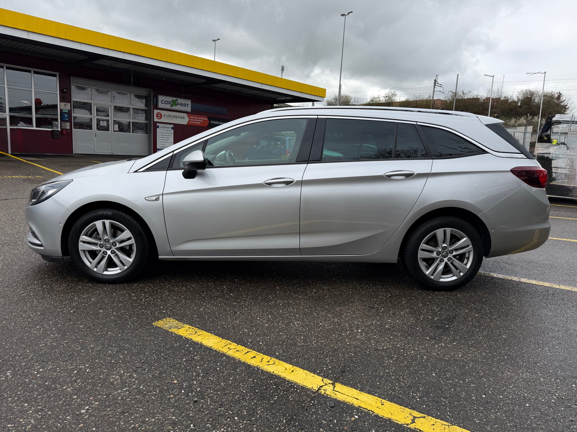 OPEL Astra Sports Tourer 1.4 T 150 eTEC Excellence S/S-image-8