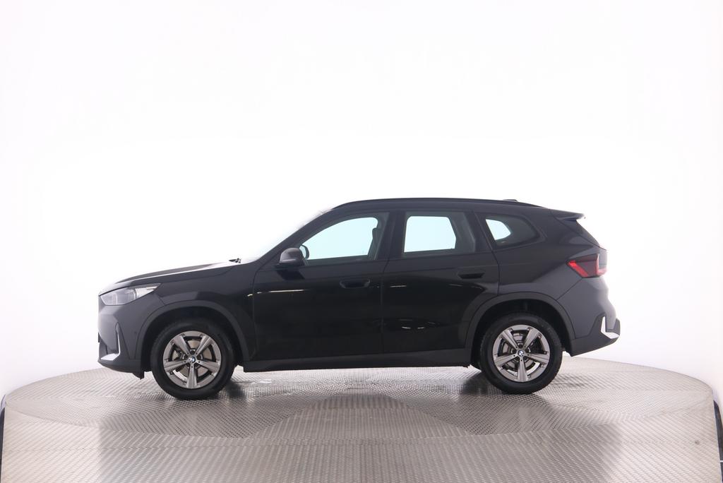 BMW X1 18i sDrive-image-3