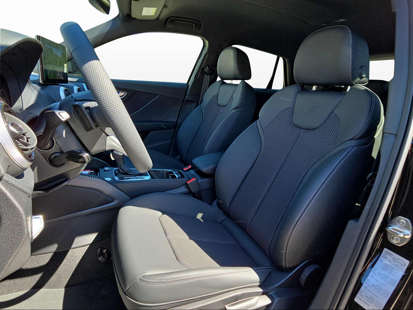 AUDI Q2 40 TFSI S line Attraction quattro S-tronic-image-7