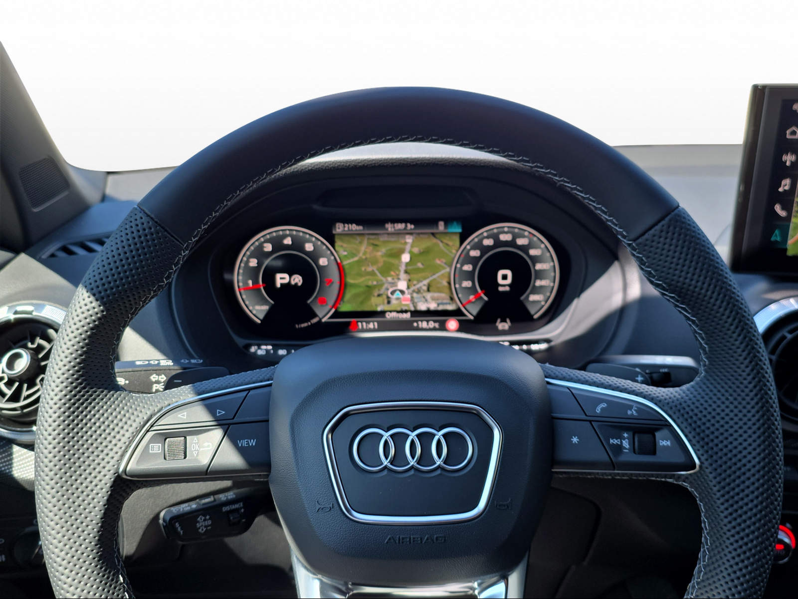 AUDI Q2 40 TFSI S line Attraction quattro S-tronic-image-4