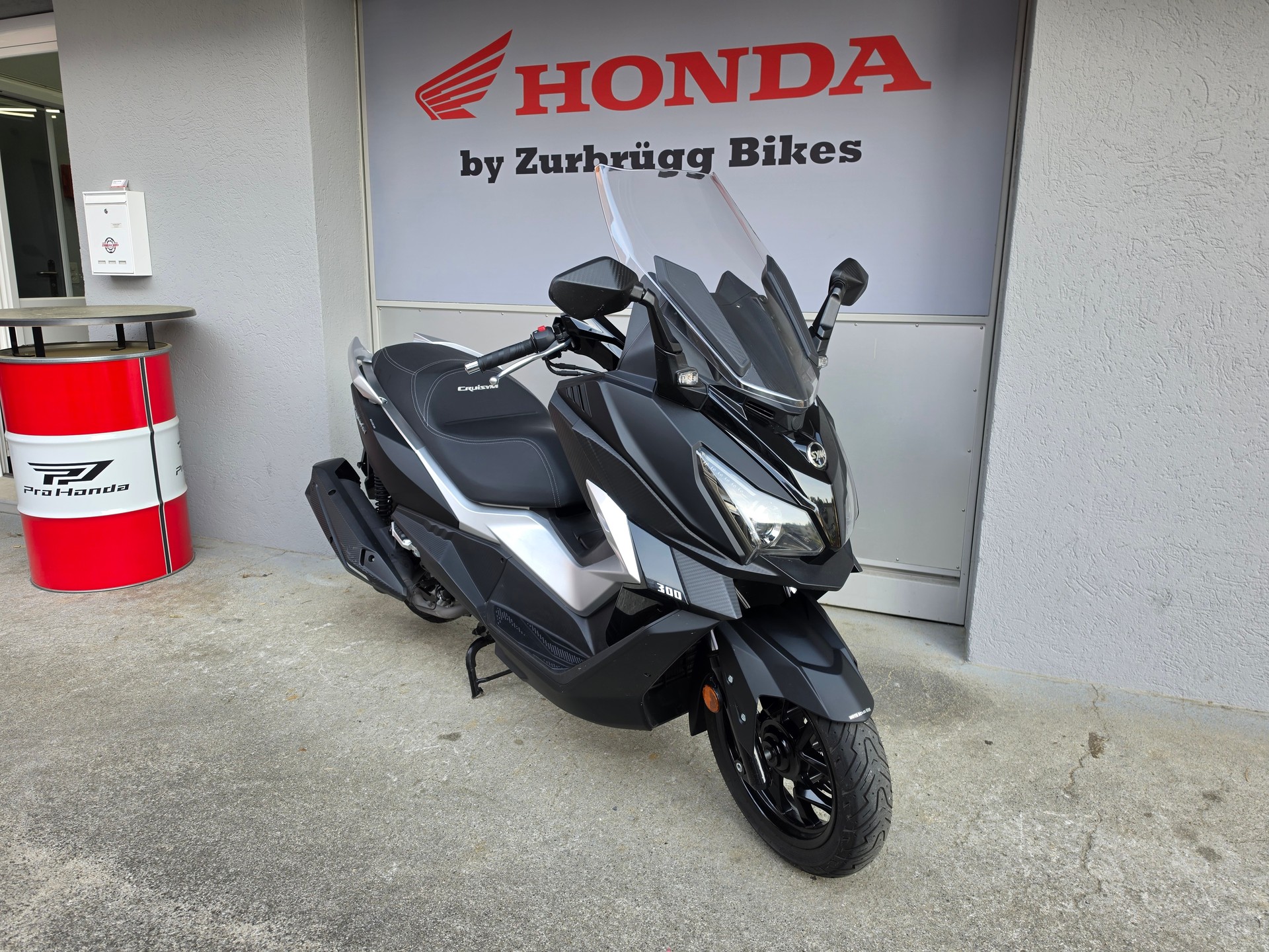 SYM Cruisym 300 i ABS-showroom-element-3