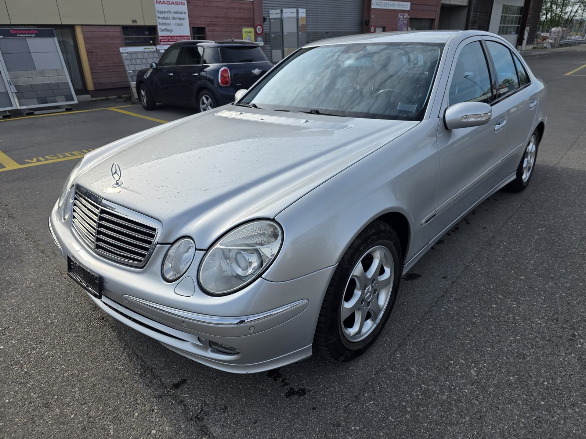 MERCEDES-BENZ E 350 Avantgarde 7G-Tronic