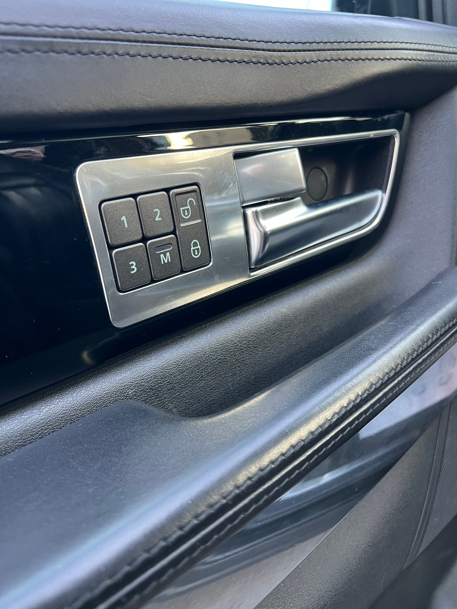 LAND ROVER Range Rover Sport 5.0 V8 SC Automatic-image-12
