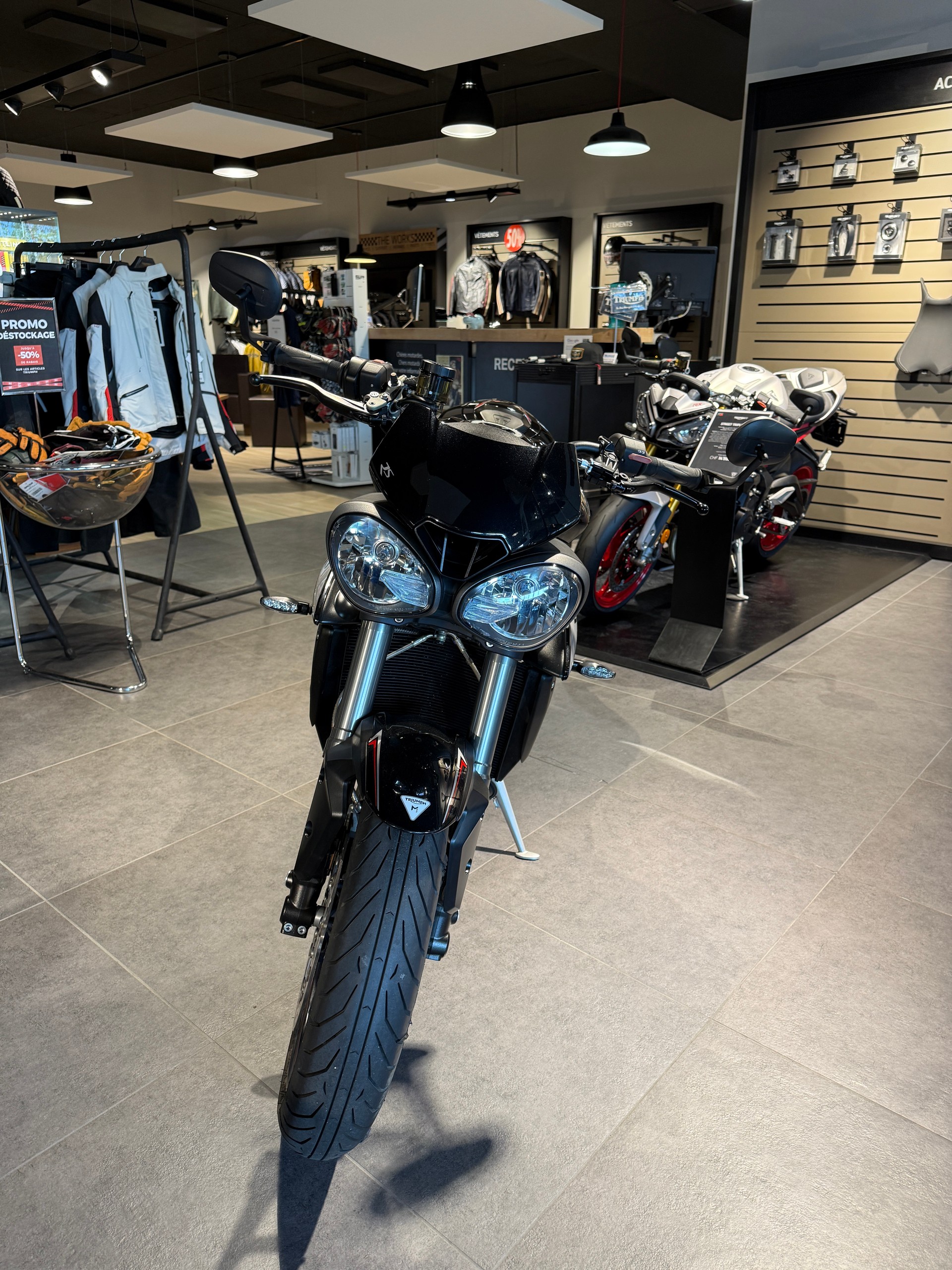 TRIUMPH Street Triple RS 765 ABS-showroom-element-2