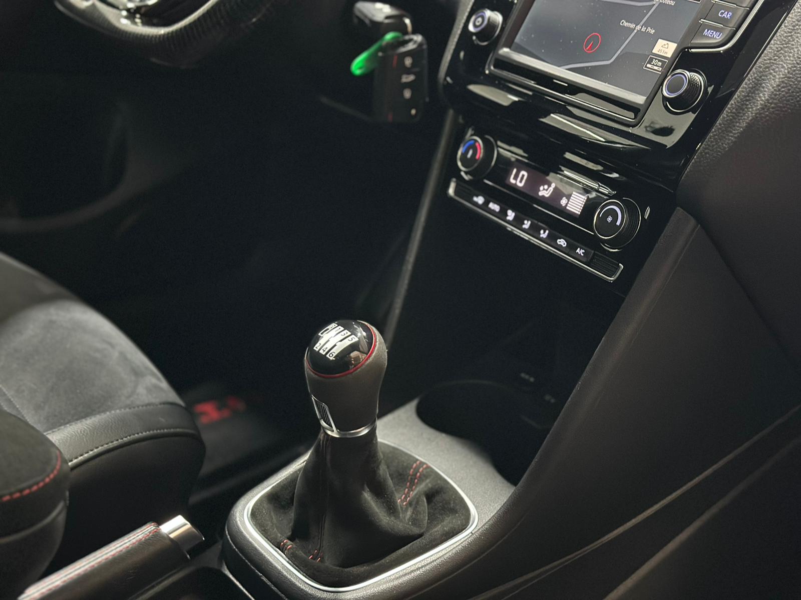 VW Polo 1.8 TSI GTI-image-14