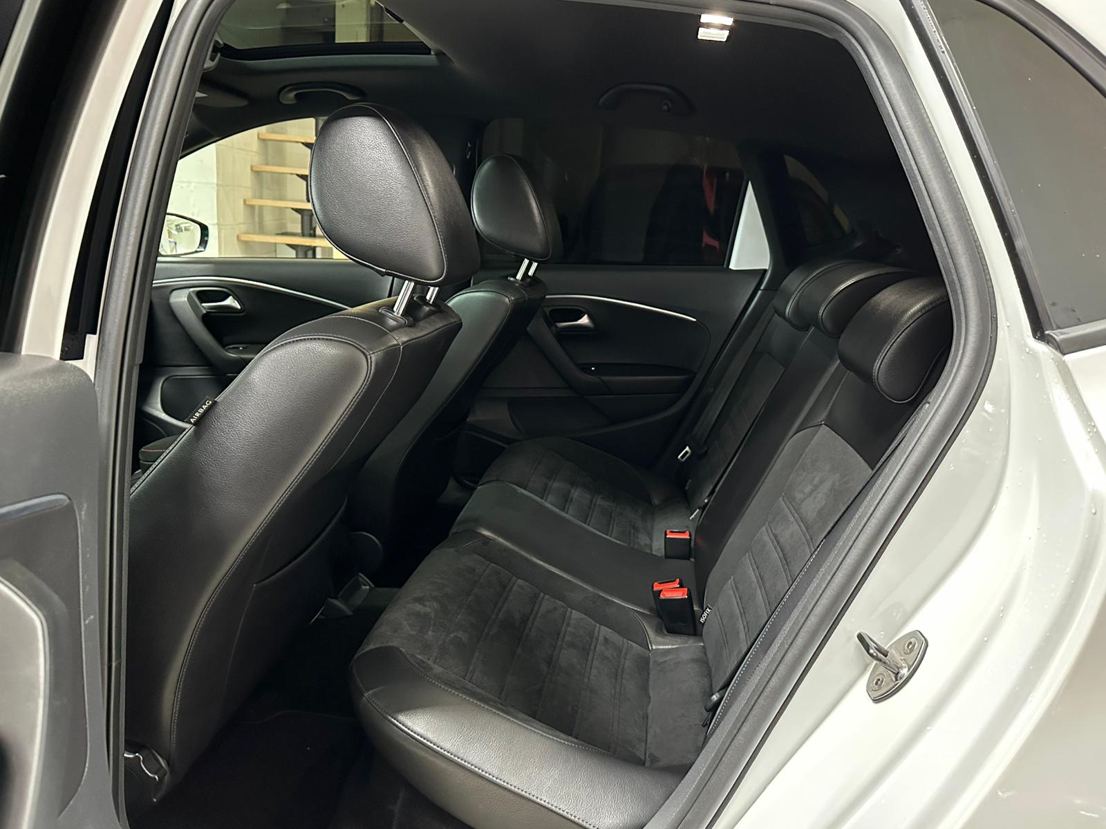 VW Polo 1.8 TSI GTI-image-15