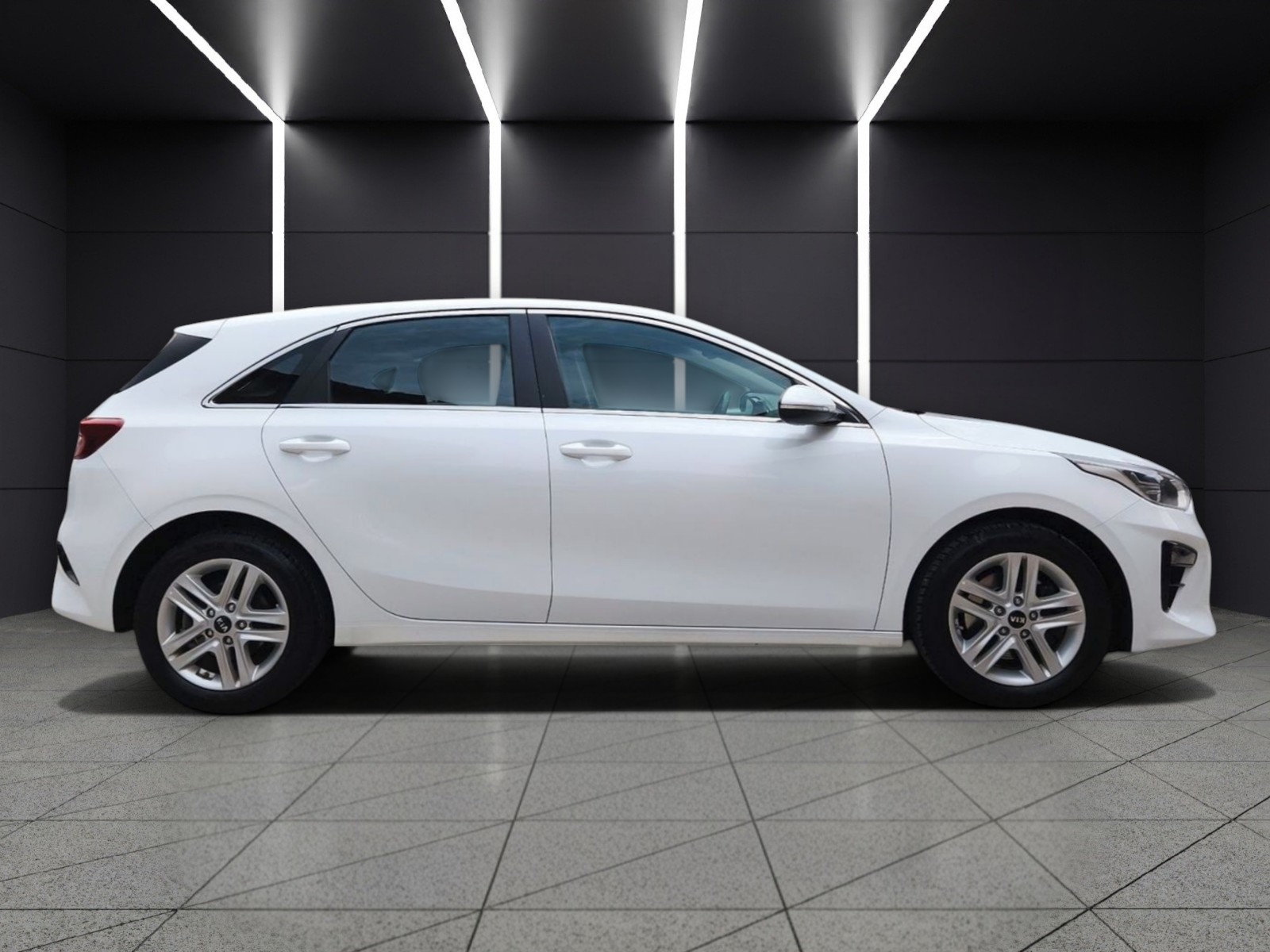 KIA Ceed 1.4 T-GDi Power 25 DCT-image-3