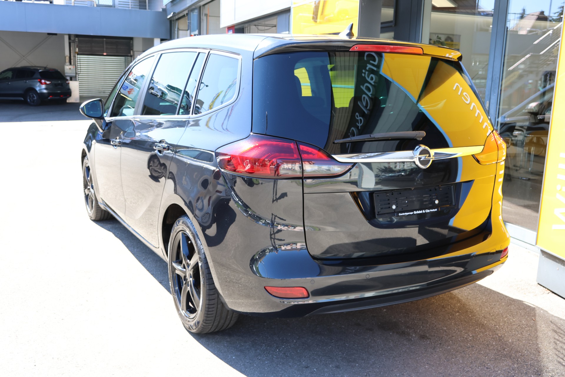 OPEL Zafira Tourer 1.4T Drive 7Plätzer-showroom-element-2