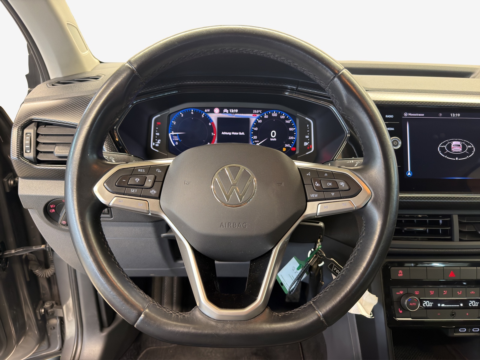 VW T-Cross 1.0 TSI Life-image-9