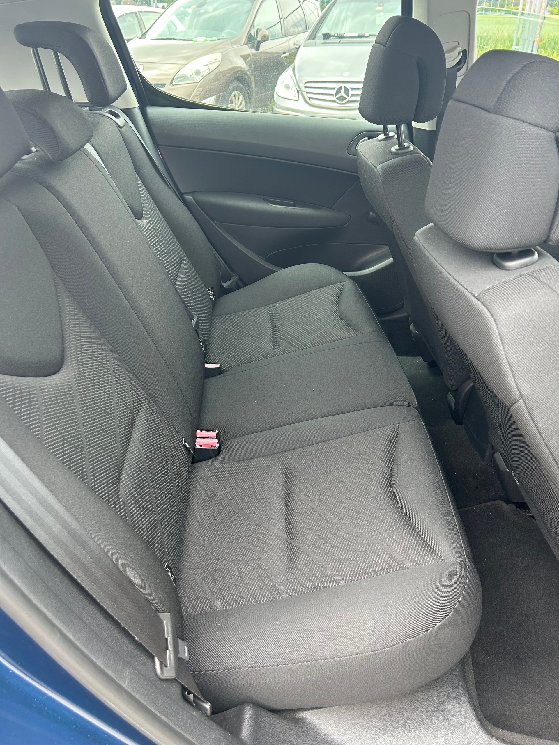 PEUGEOT 308 1.6 16V VTI Sport-image-11