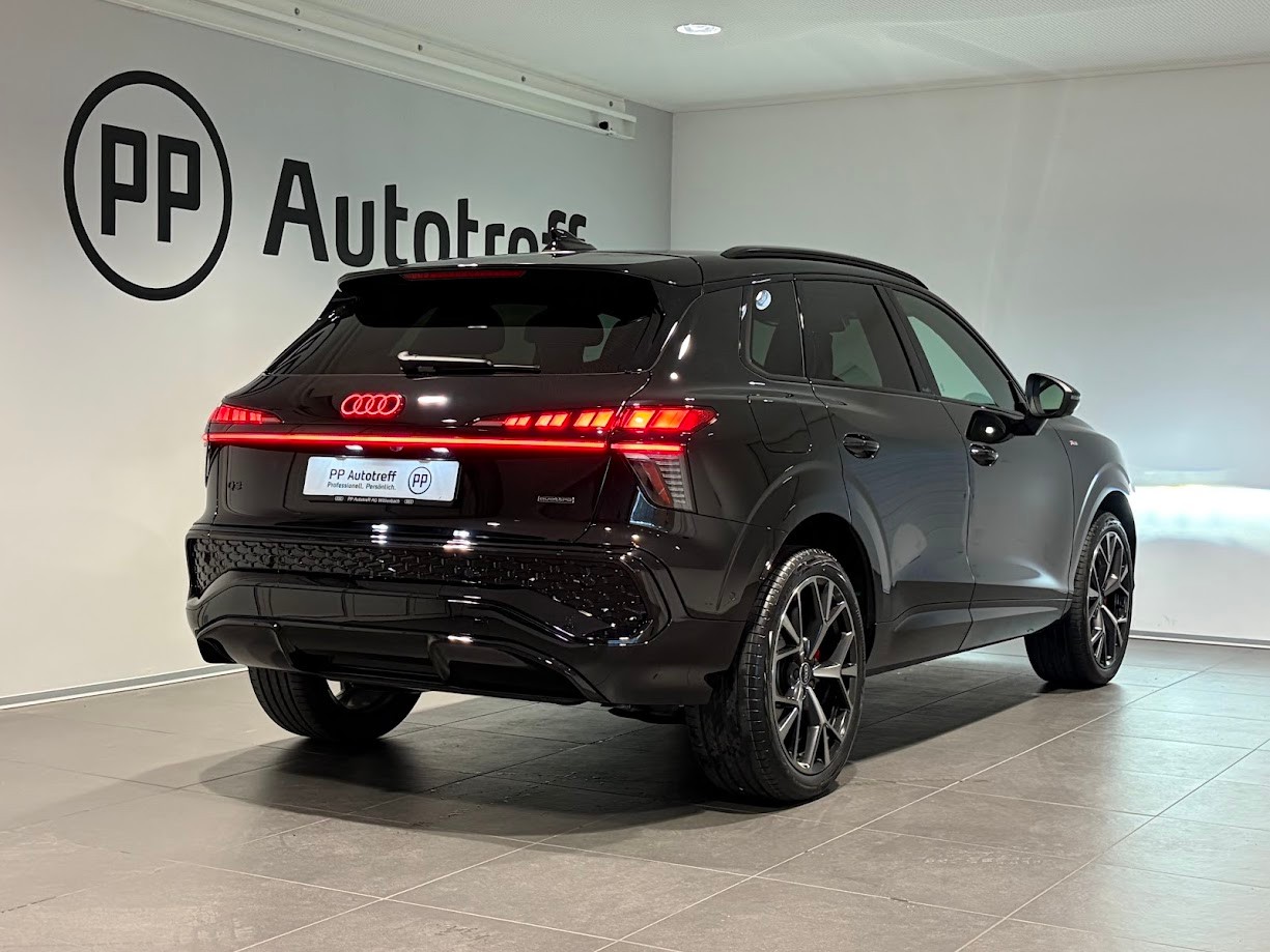 AUDI Q3 SUV TFSI quattro 195 kW S tronic-image-14