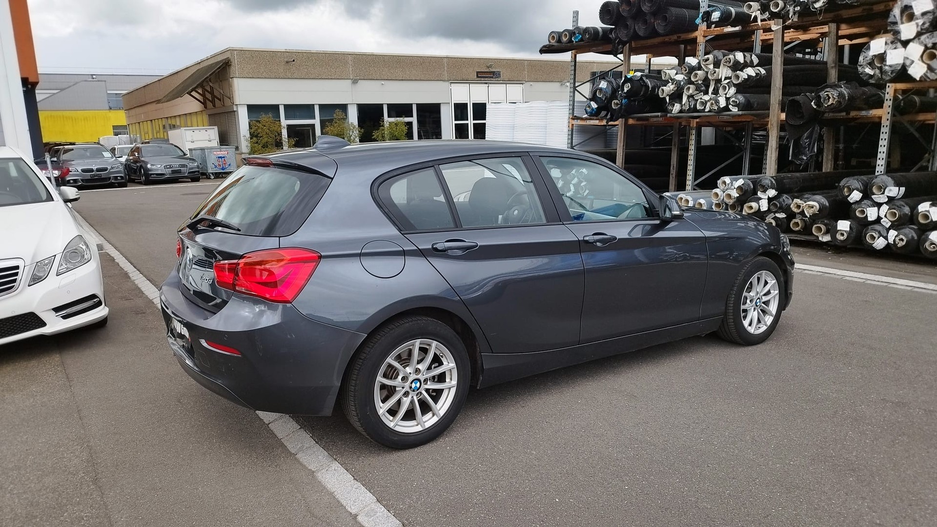 BMW 120d xDrive Edition Sport Line Steptronic-image-4