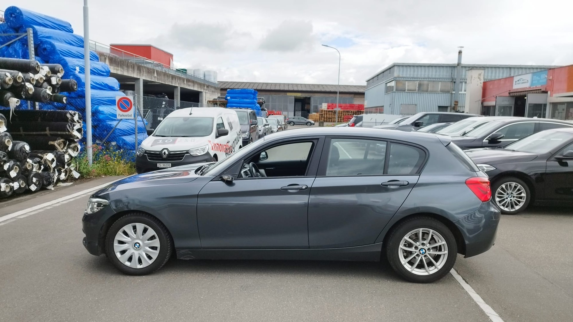 BMW 120d xDrive Edition Sport Line Steptronic-image-6