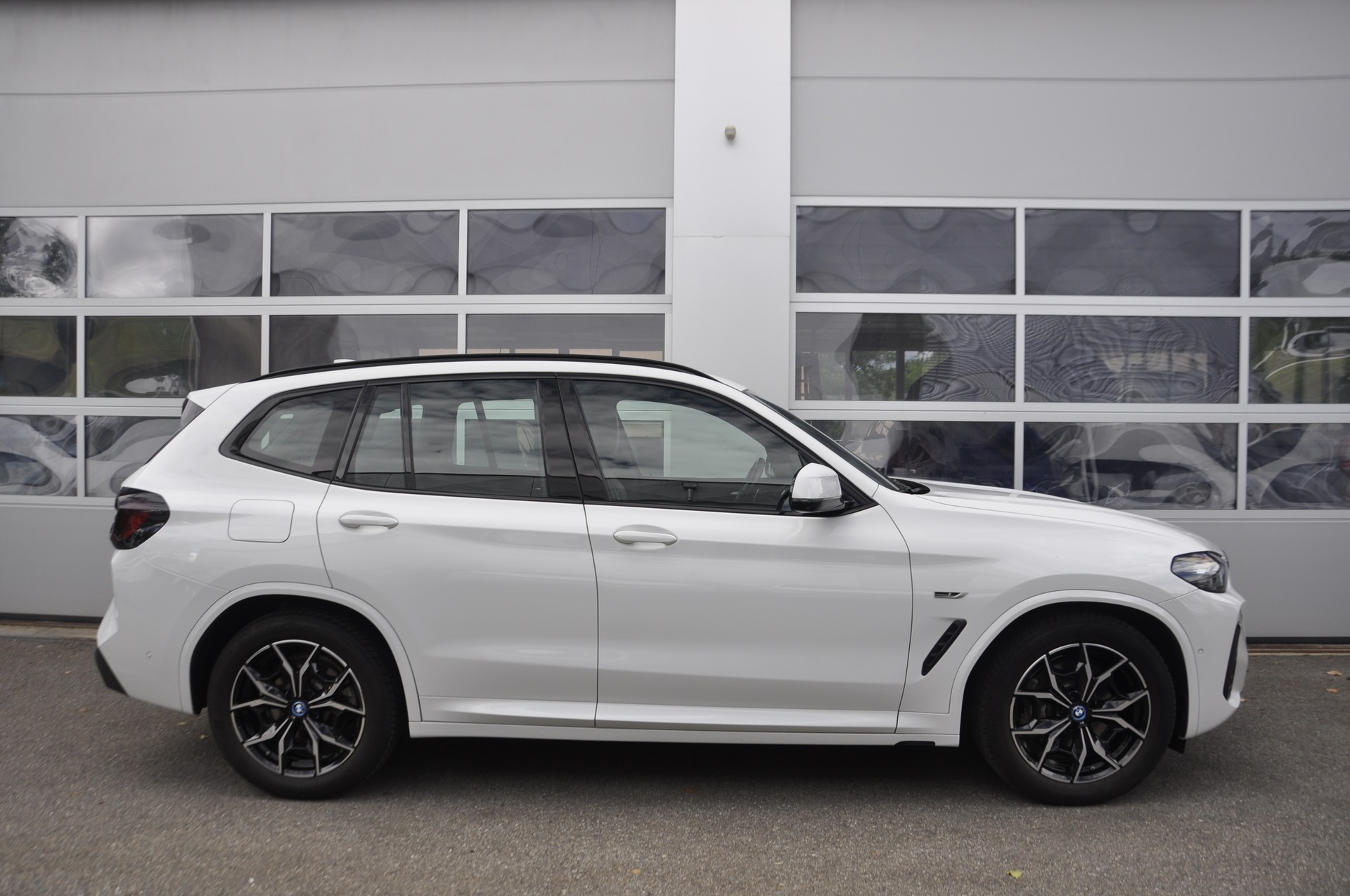 BMW X3 xDrive 30e M Sport-image-2