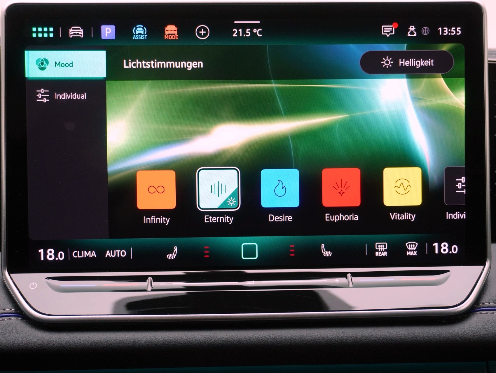 VW Tiguan 2.0 TSI DSG R-Line Black Style 4Motion-image-25