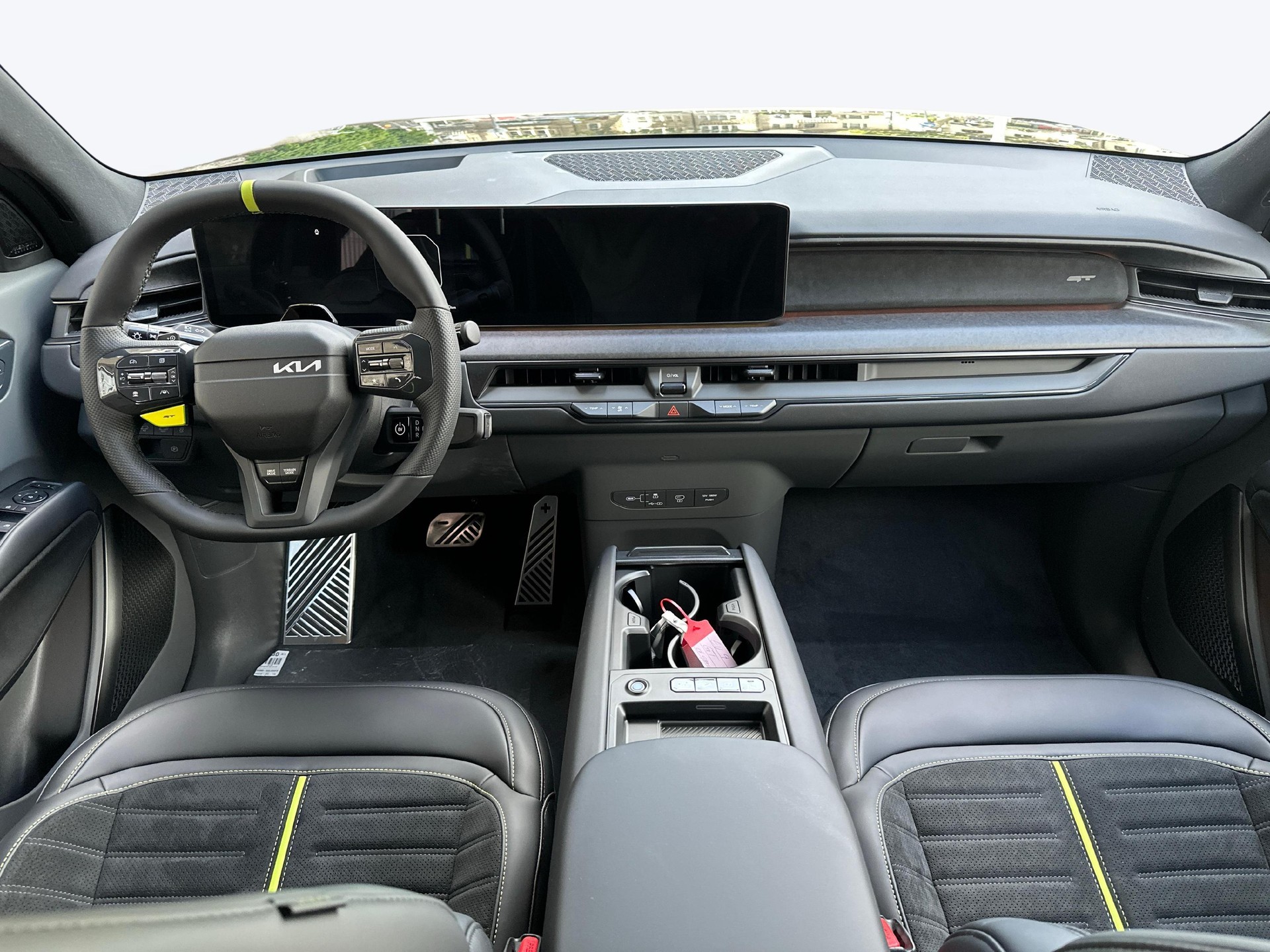 KIA EV9 99.8 kWh GT 4x4-image-8