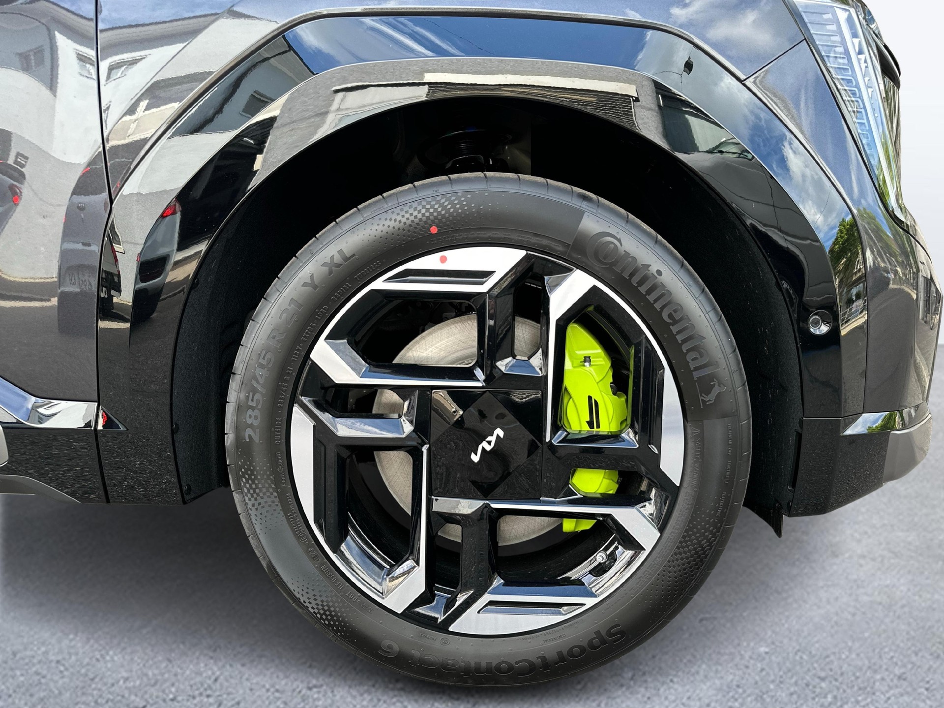 KIA EV9 99.8 kWh GT 4x4-image-12
