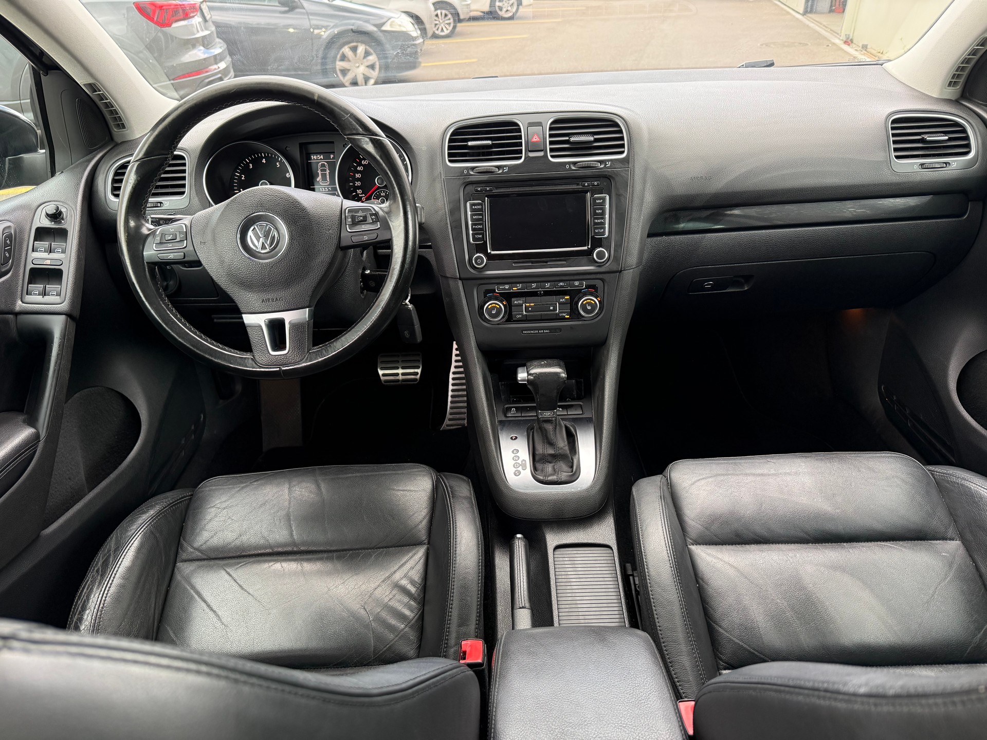 VW Golf 1.4 TSI Comfortline DSG-image-6