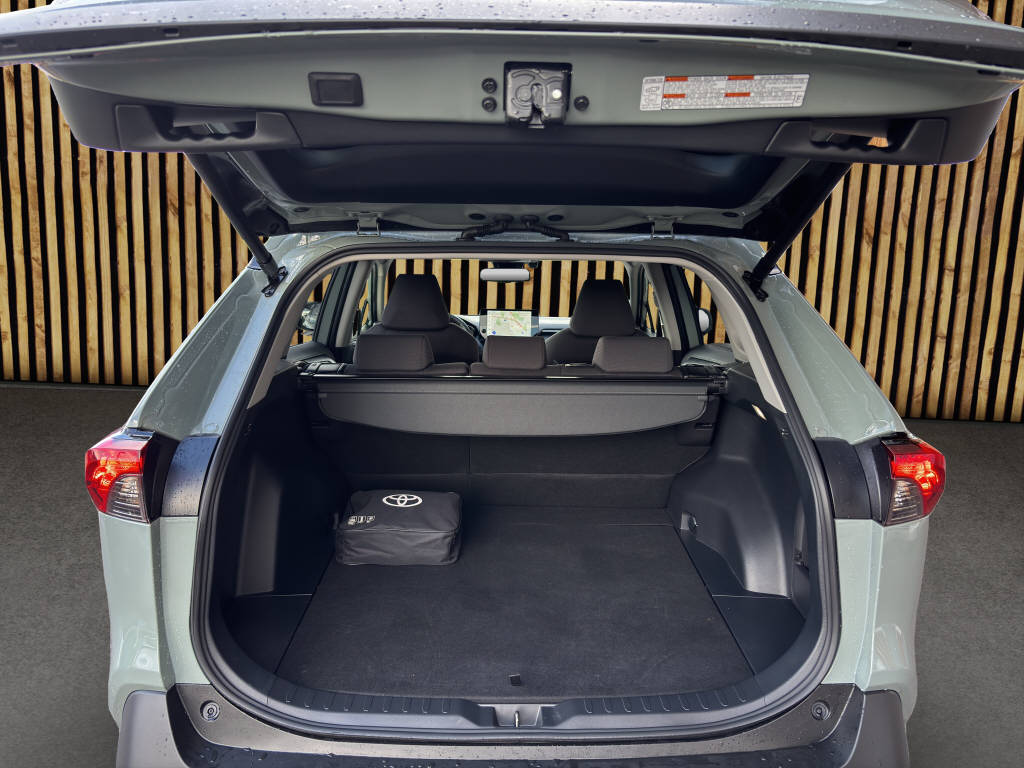 TOYOTA RAV-4 2.5 HEV Trend-image-14