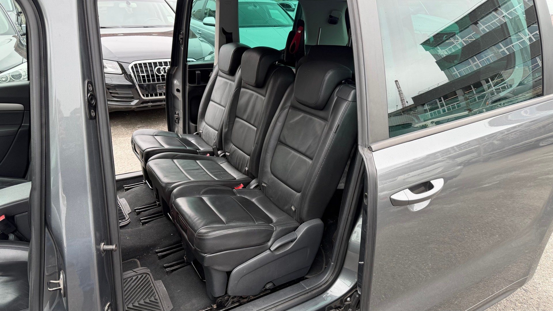 SEAT Alhambra 2.0 TDI Style Viva Eco DSG-image-9